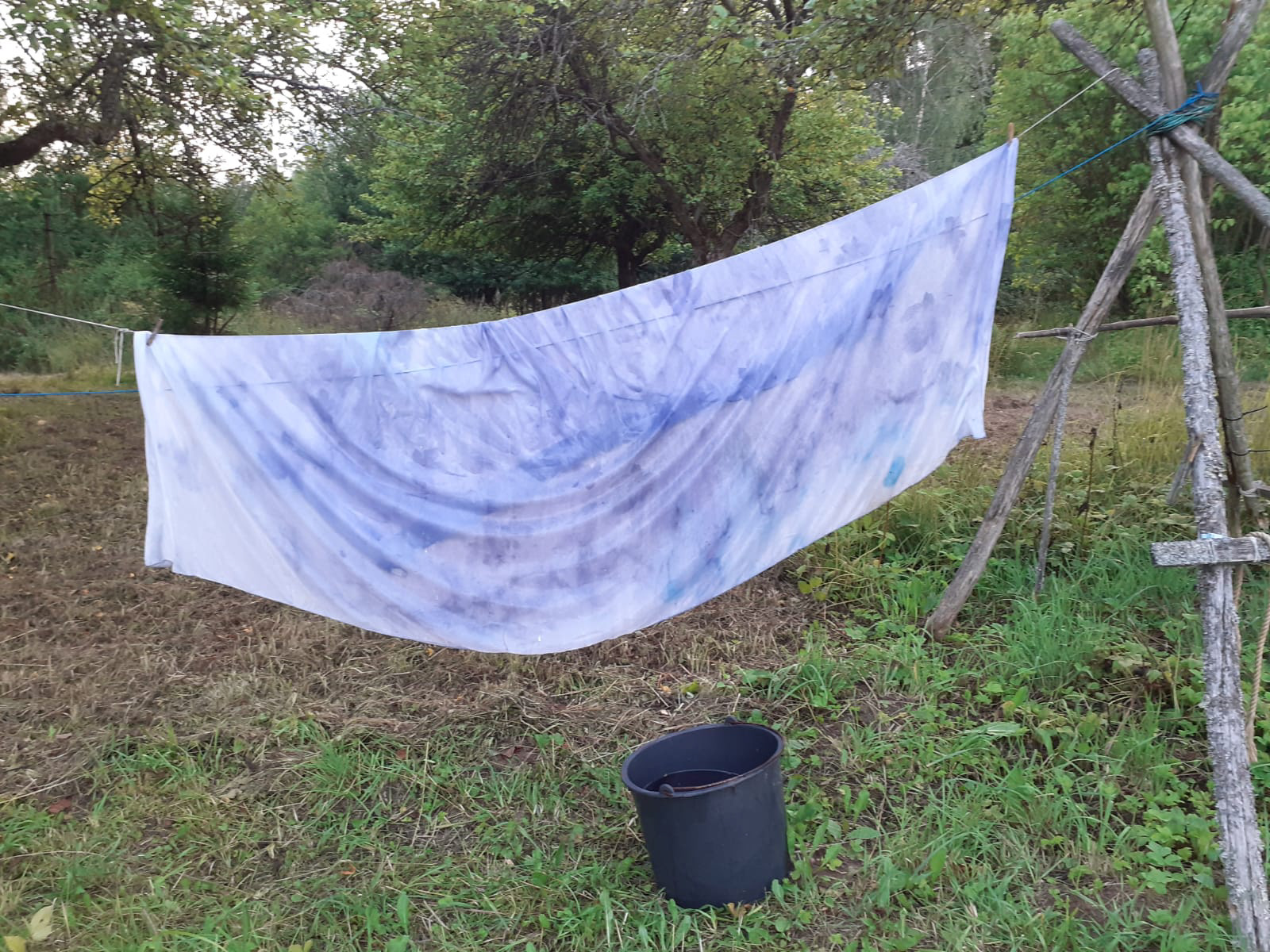 2023 - Fixing the cyanotype projection with the help of Kristina Kotov