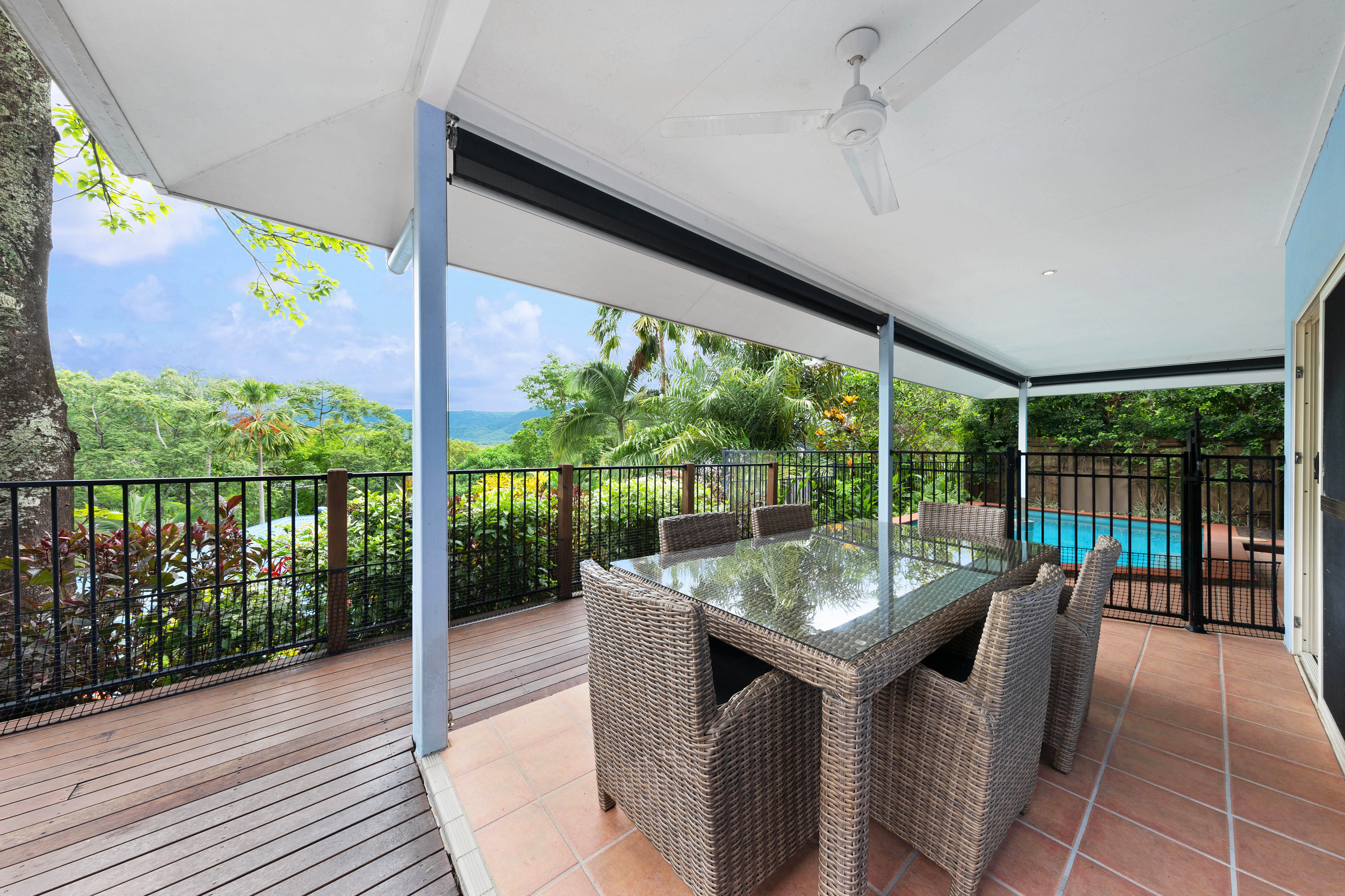 Exposure balance Hand blended HDR