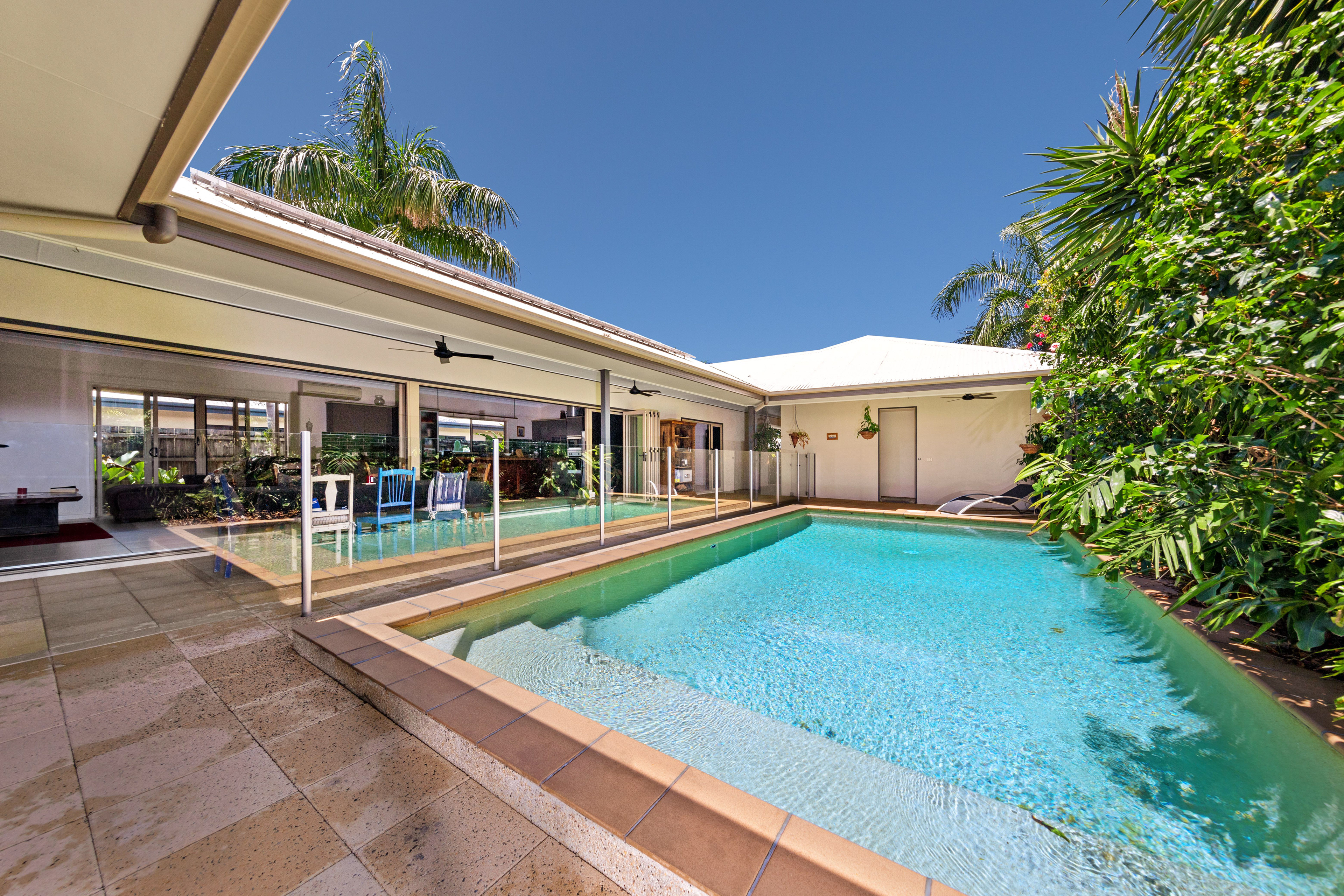 wide angle shoot through