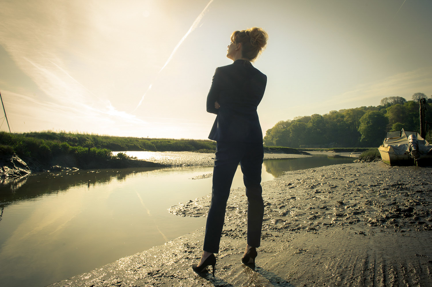 KEEPING FAITH / UN BORE MERCHER