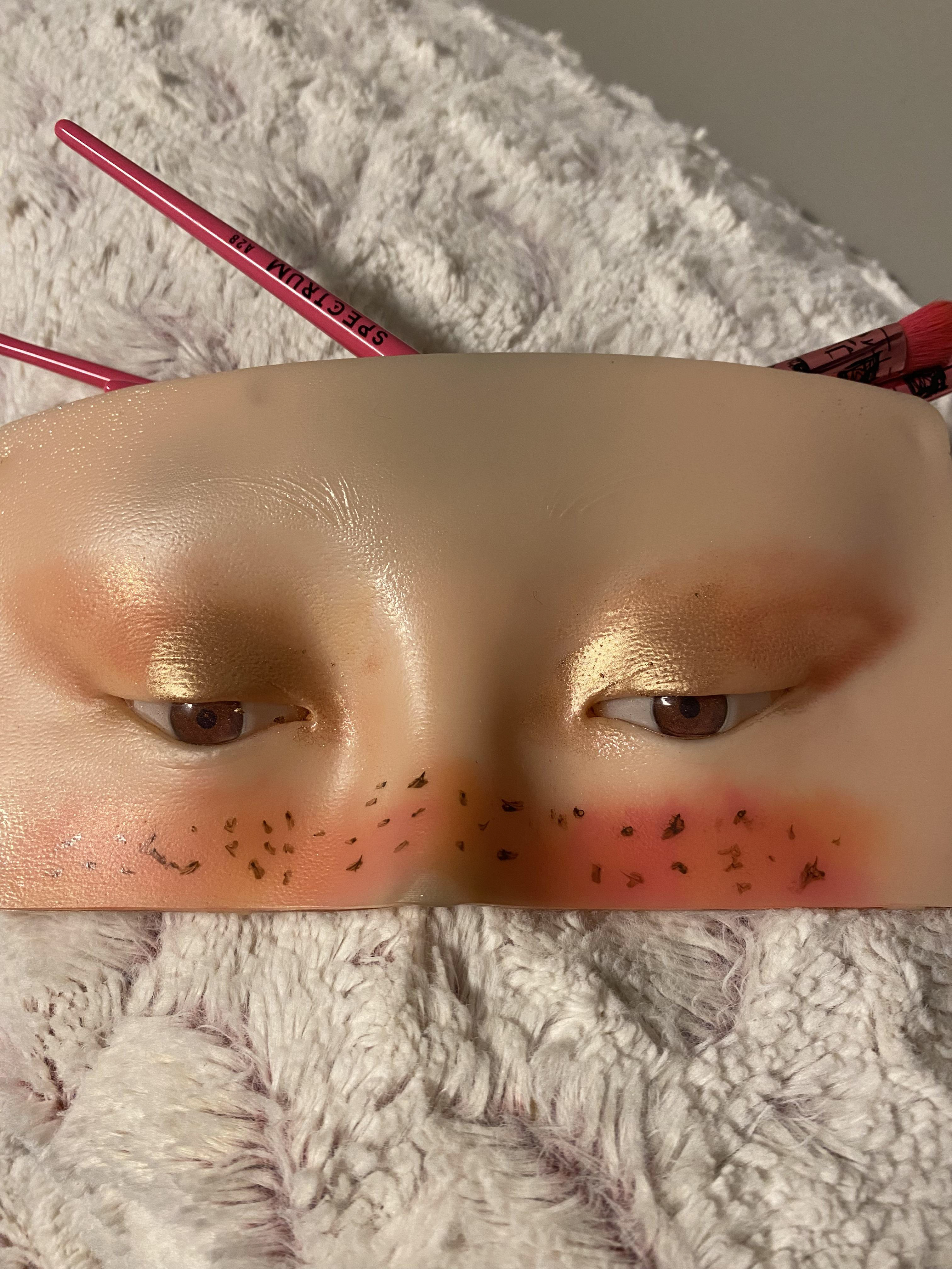 Katie eye look