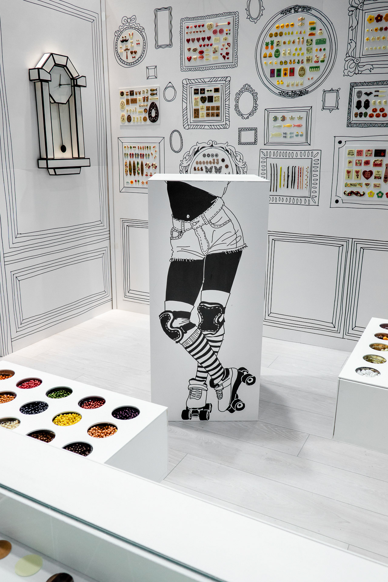 Mange-debout Derby-girl - Stand PCB Création au salon SIRHA 2023