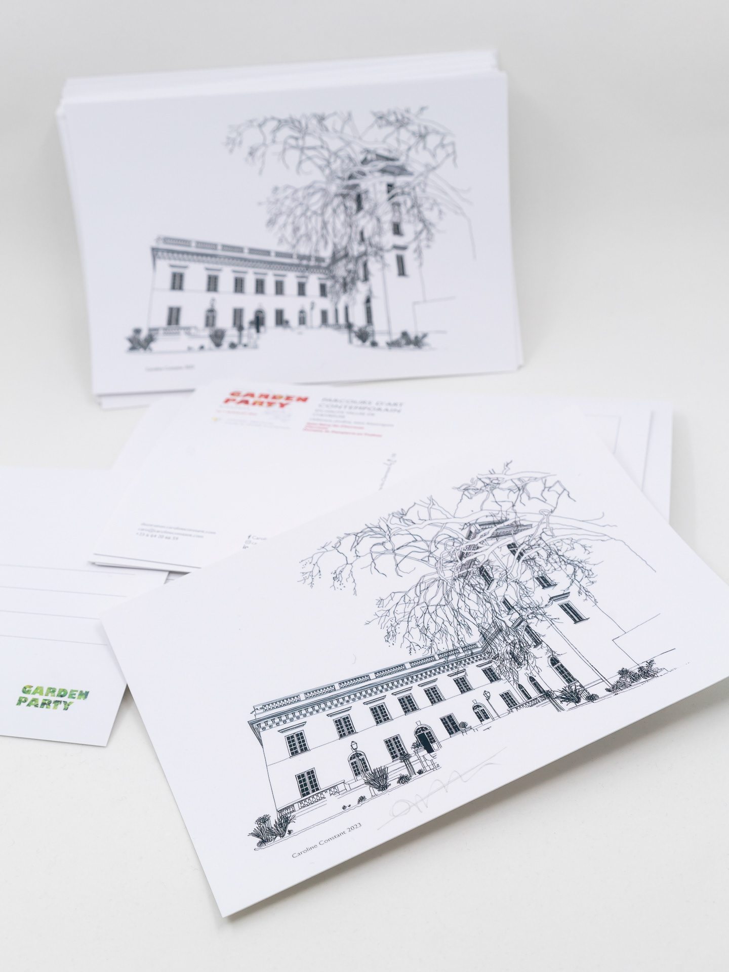 Cartes postales signées et numérotées