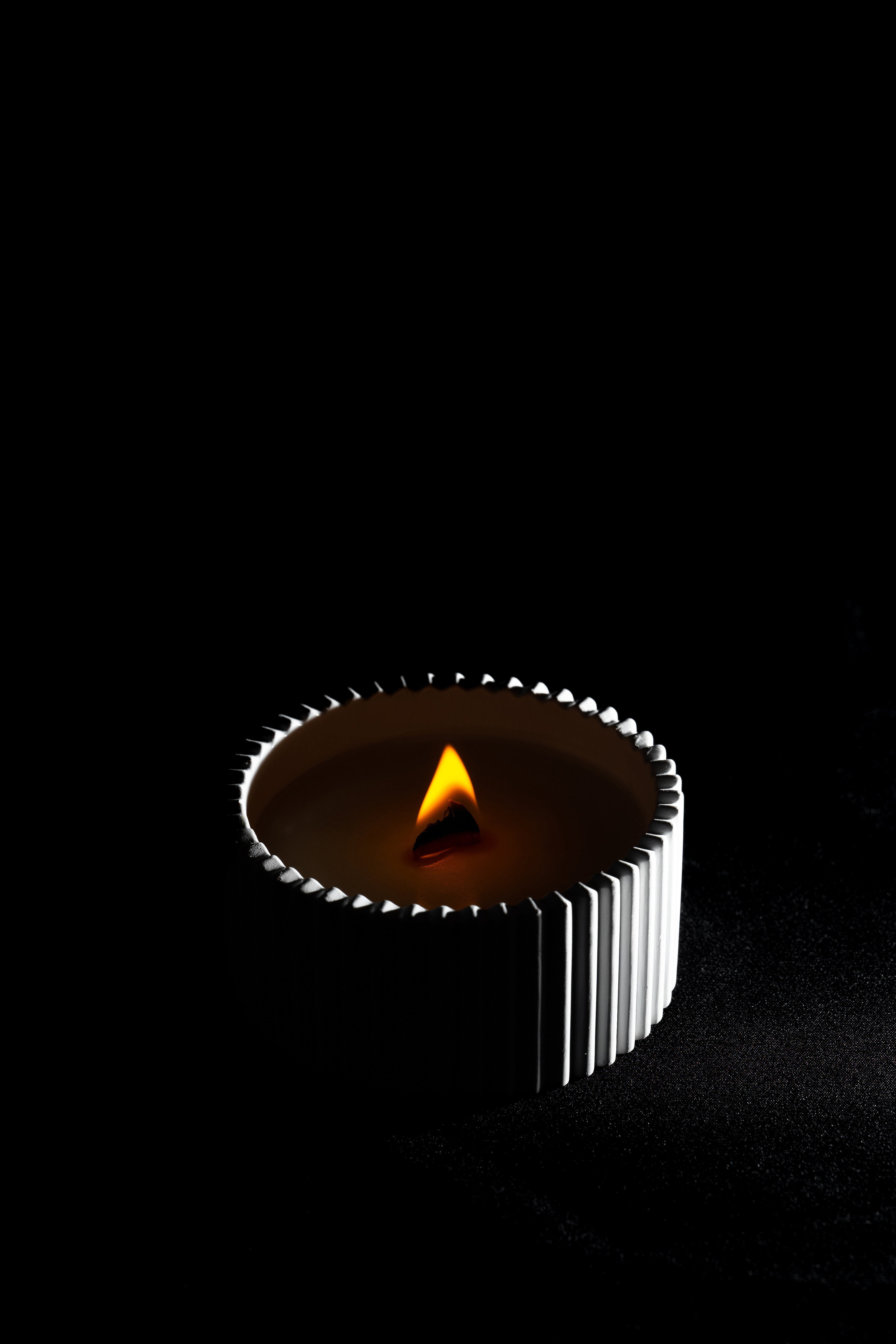 Brand ”CAPTIVE CANDLES”