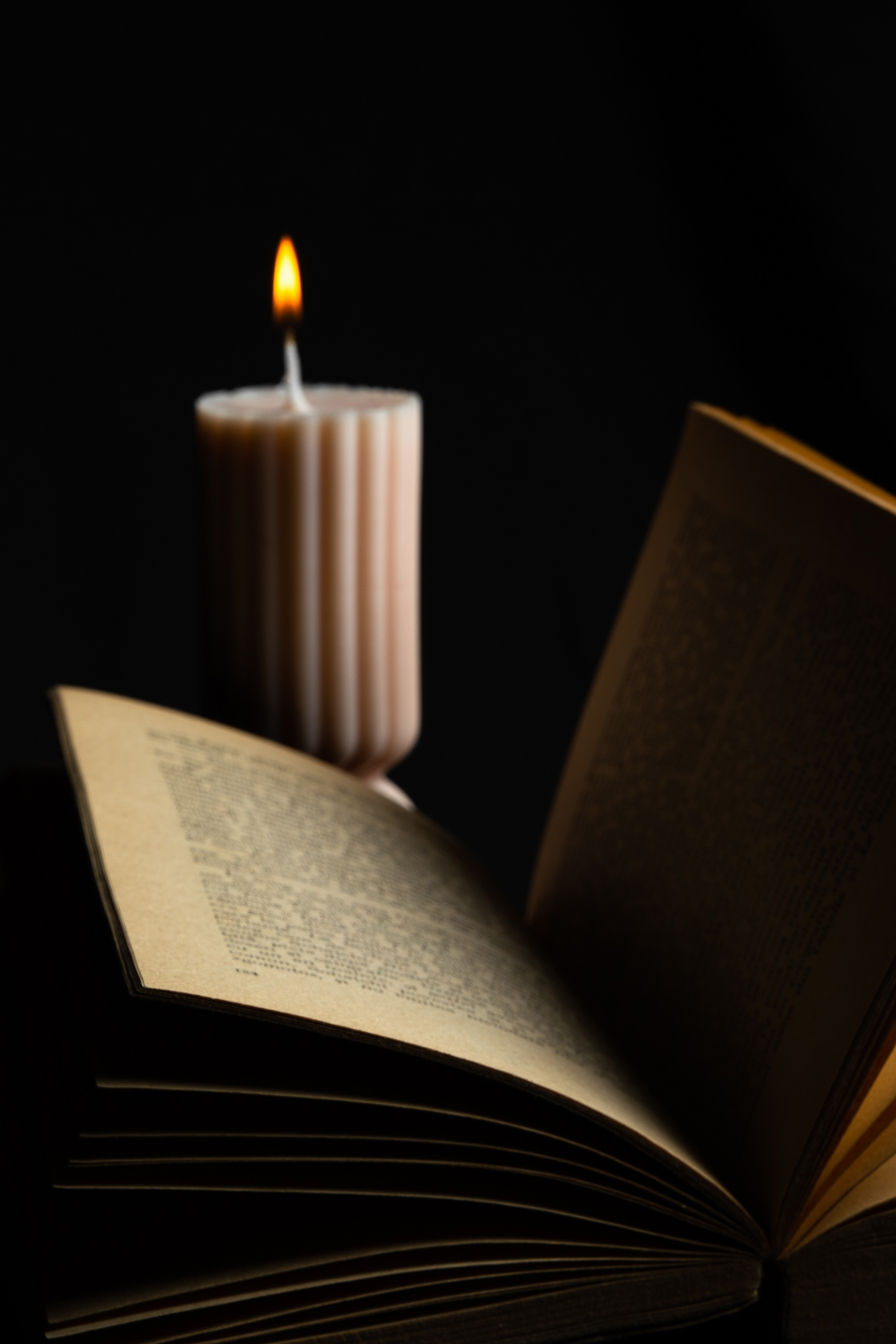 Brand ”CAPTIVE CANDLES”