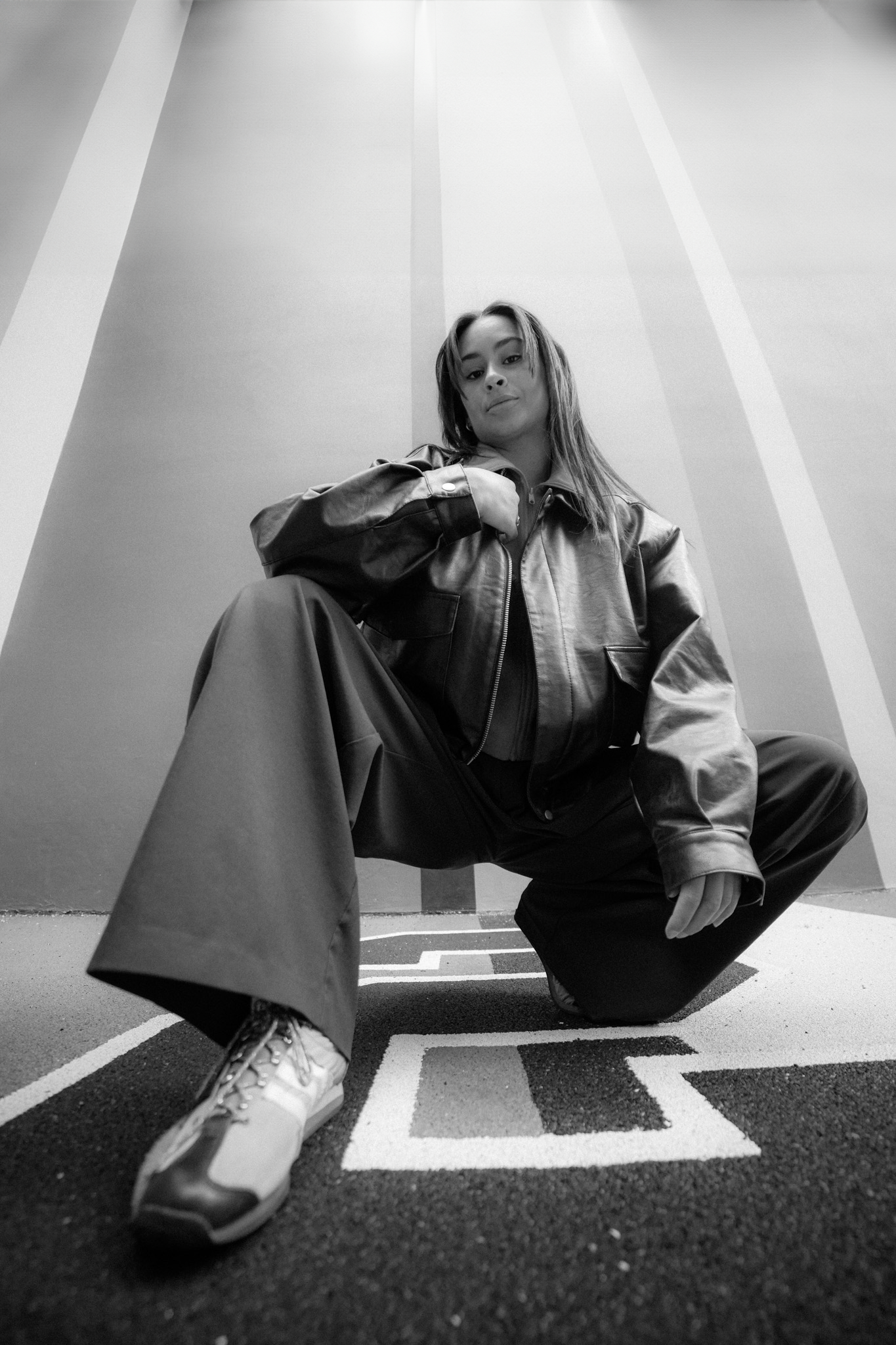 CARLOTA DUREK - BREAKING