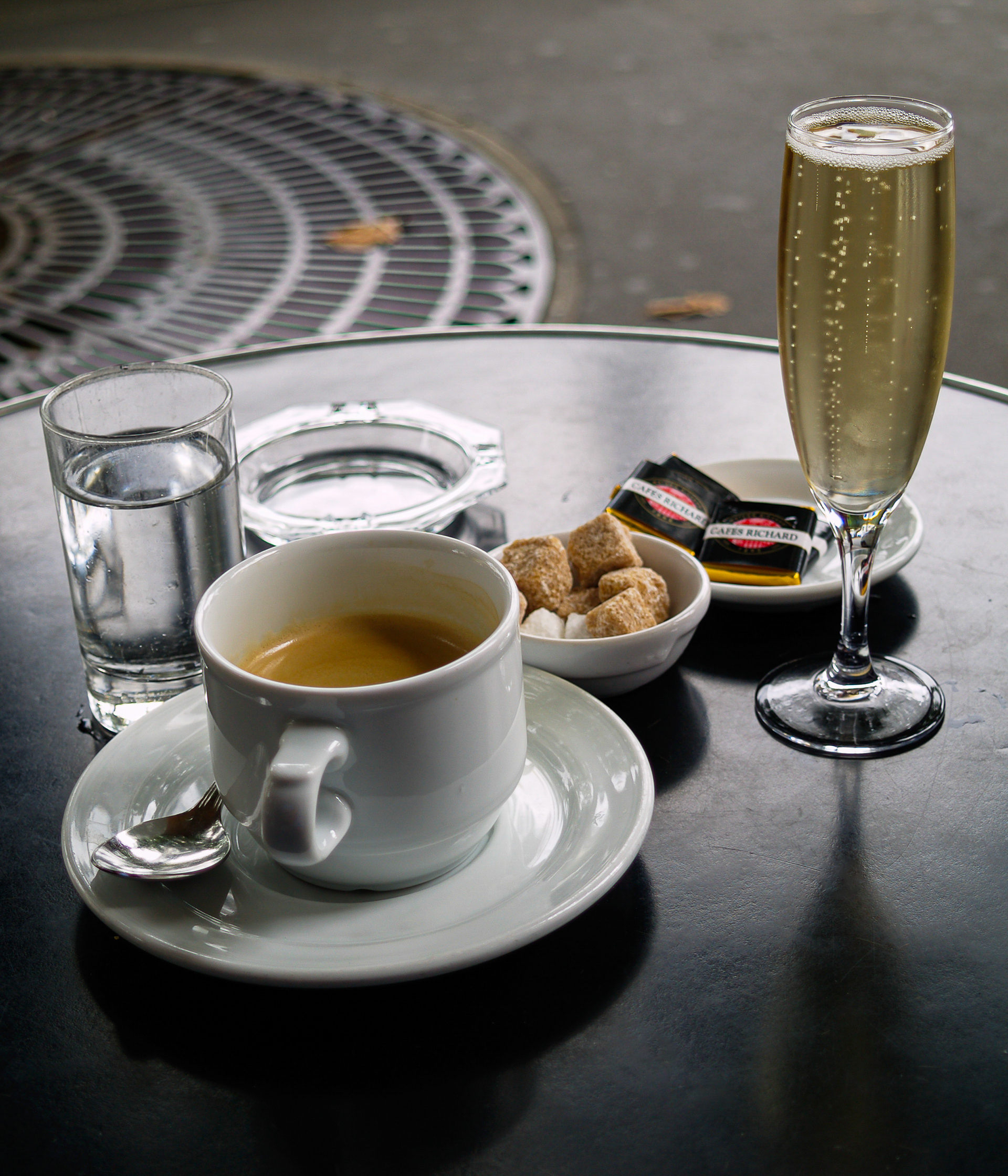 Parisian cafe, 2007 - Digital Image