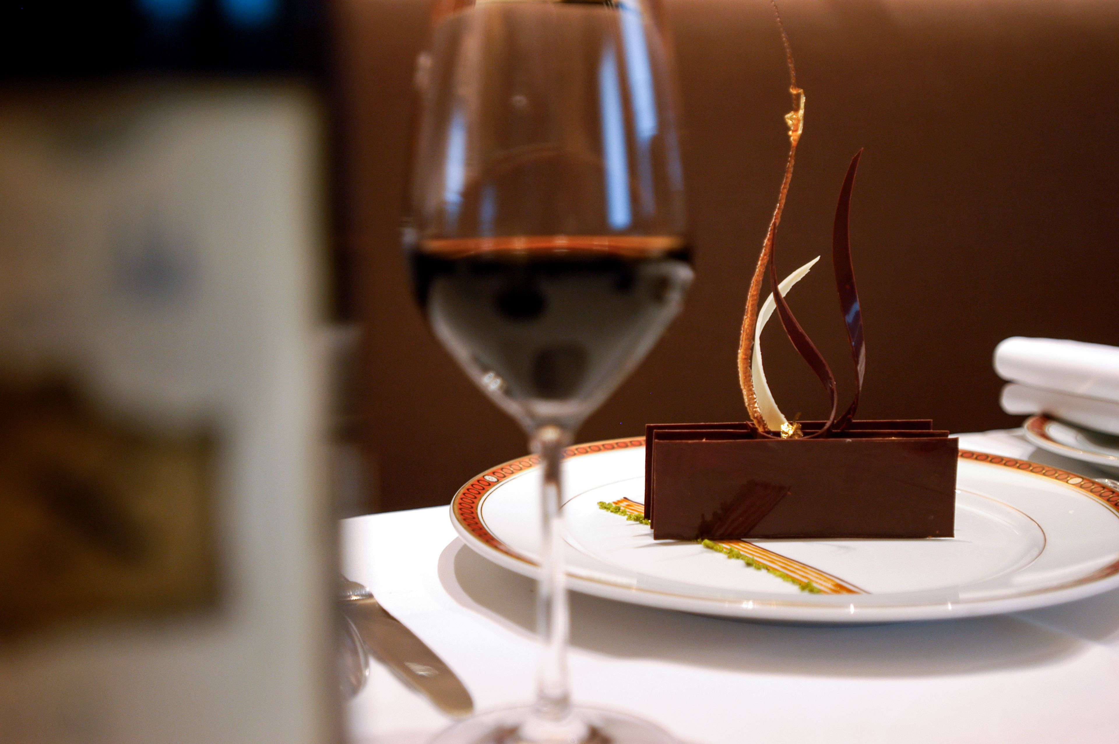 Le Taillevent restaurant at 15 rue Lamennais, Paris 8ème has been awarded two stars in the prestigious Michelin guide.