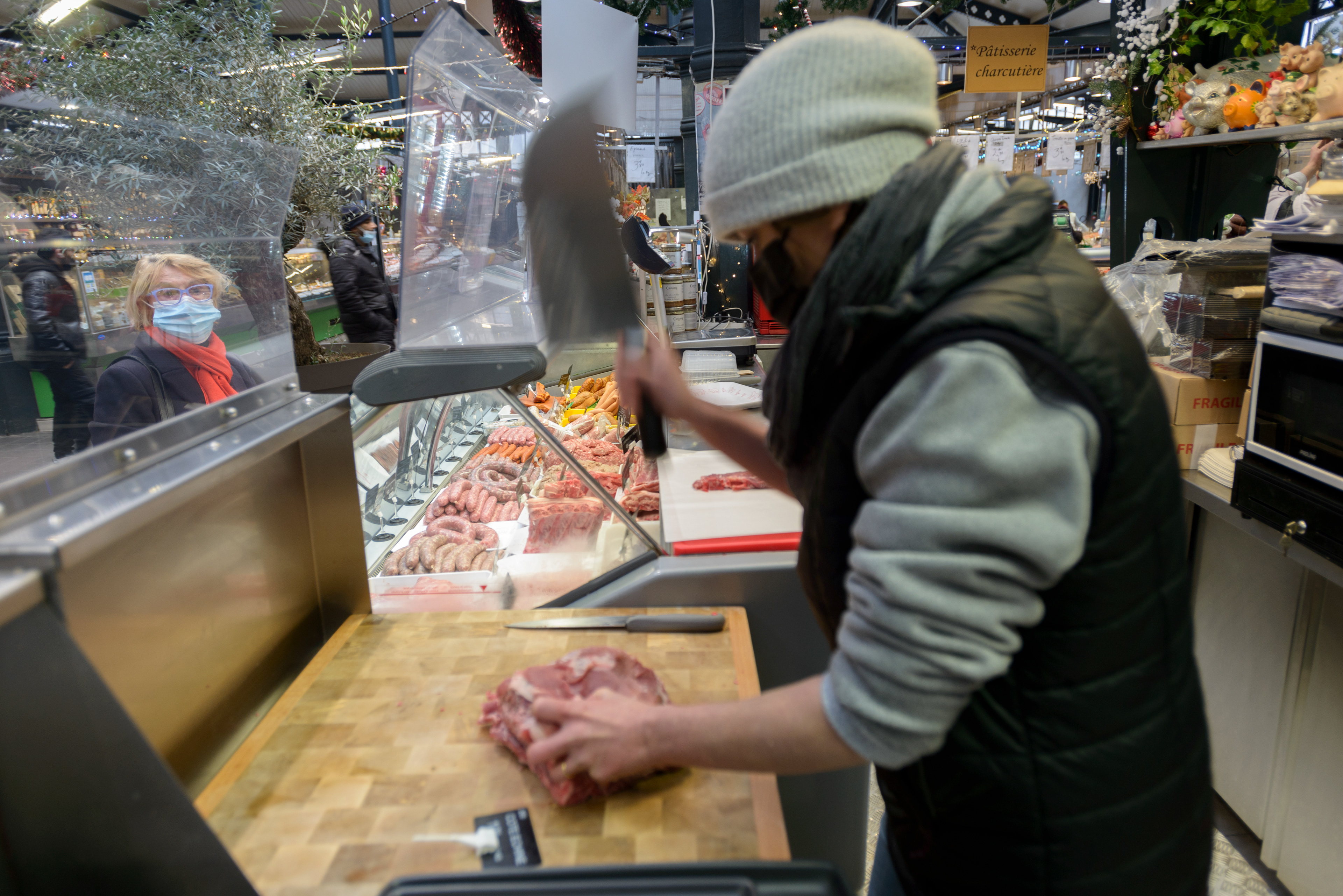 Charcuterie-traiteur Campin dans le Marché de l'Olive. Paris, France.