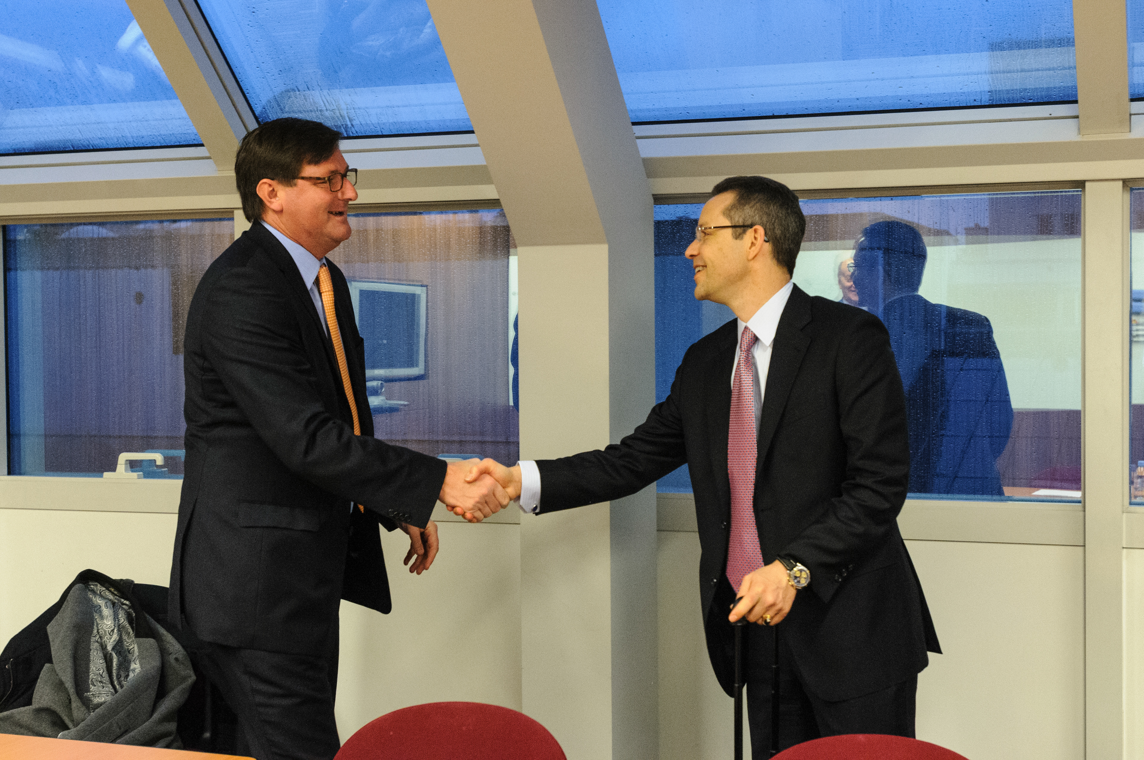 Yves Maas, head of international operations at Crédit Suisse Zurich, travels to Paris for a meeting at the SWIFT offices.