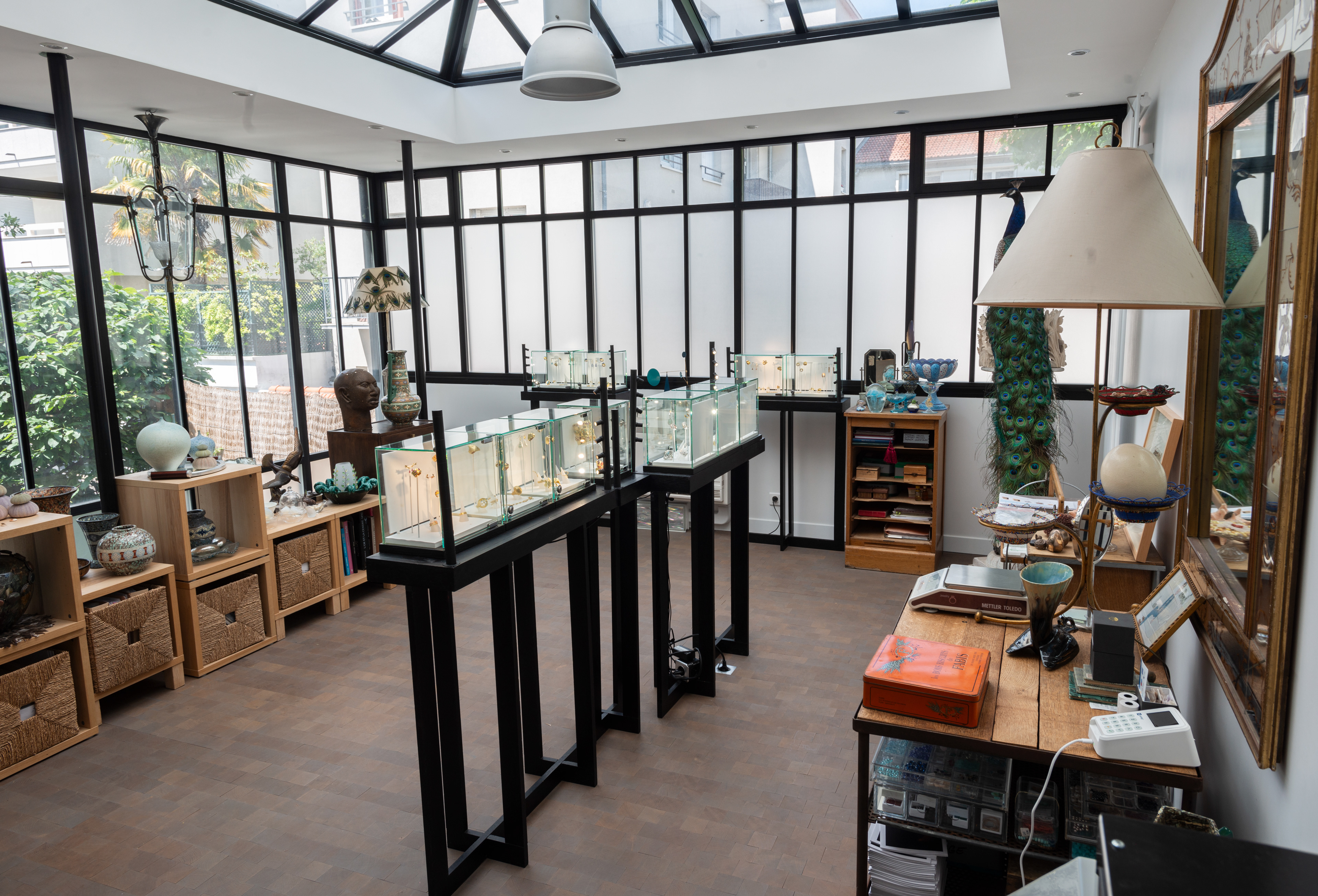 L'atelier de Hélène Courtaigne Delalande – Créateur joaillier. Boulogne-Billancourt, France.