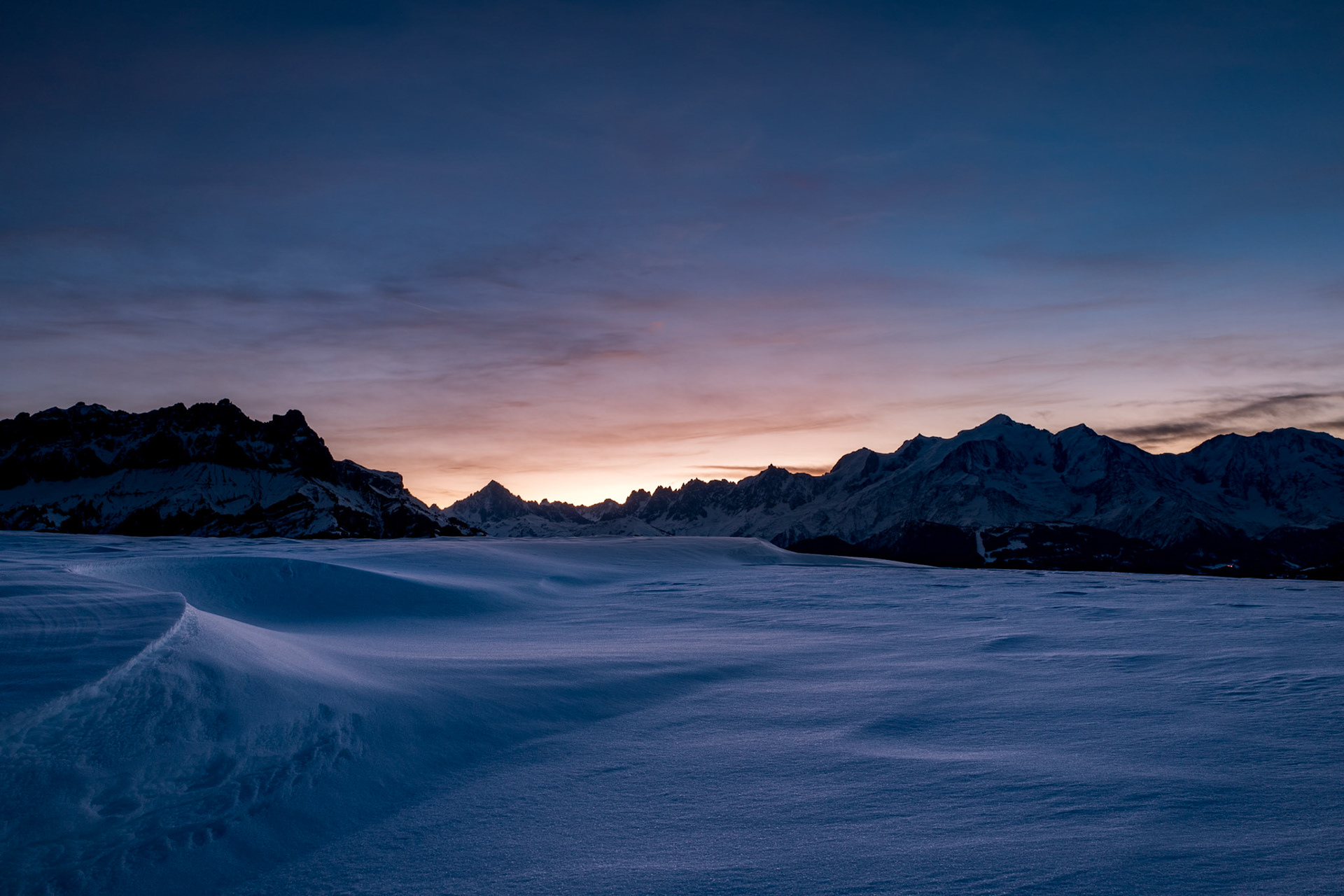Le pic du midi à l'aube