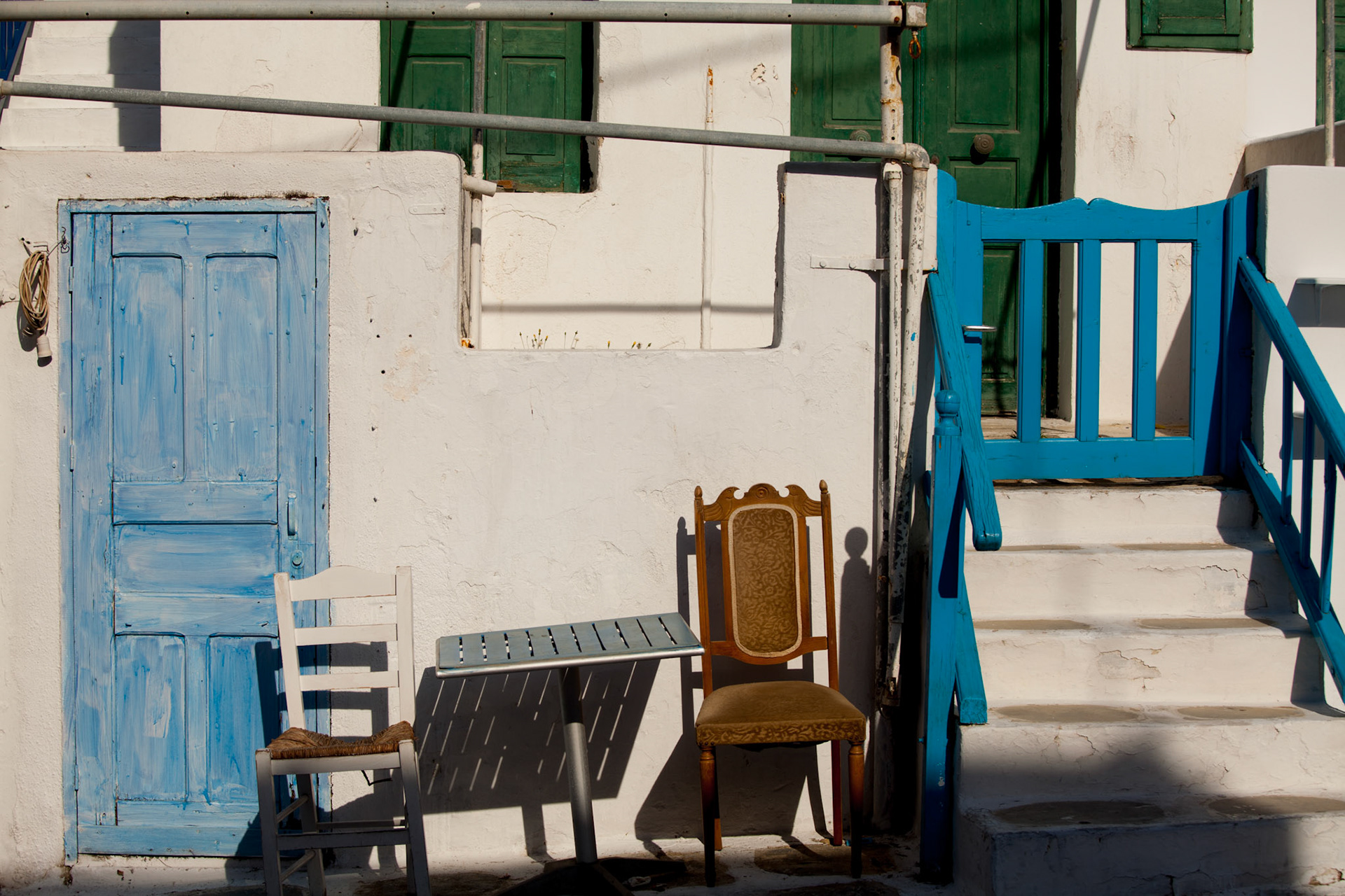 Une entrée dépareillée en Grèce