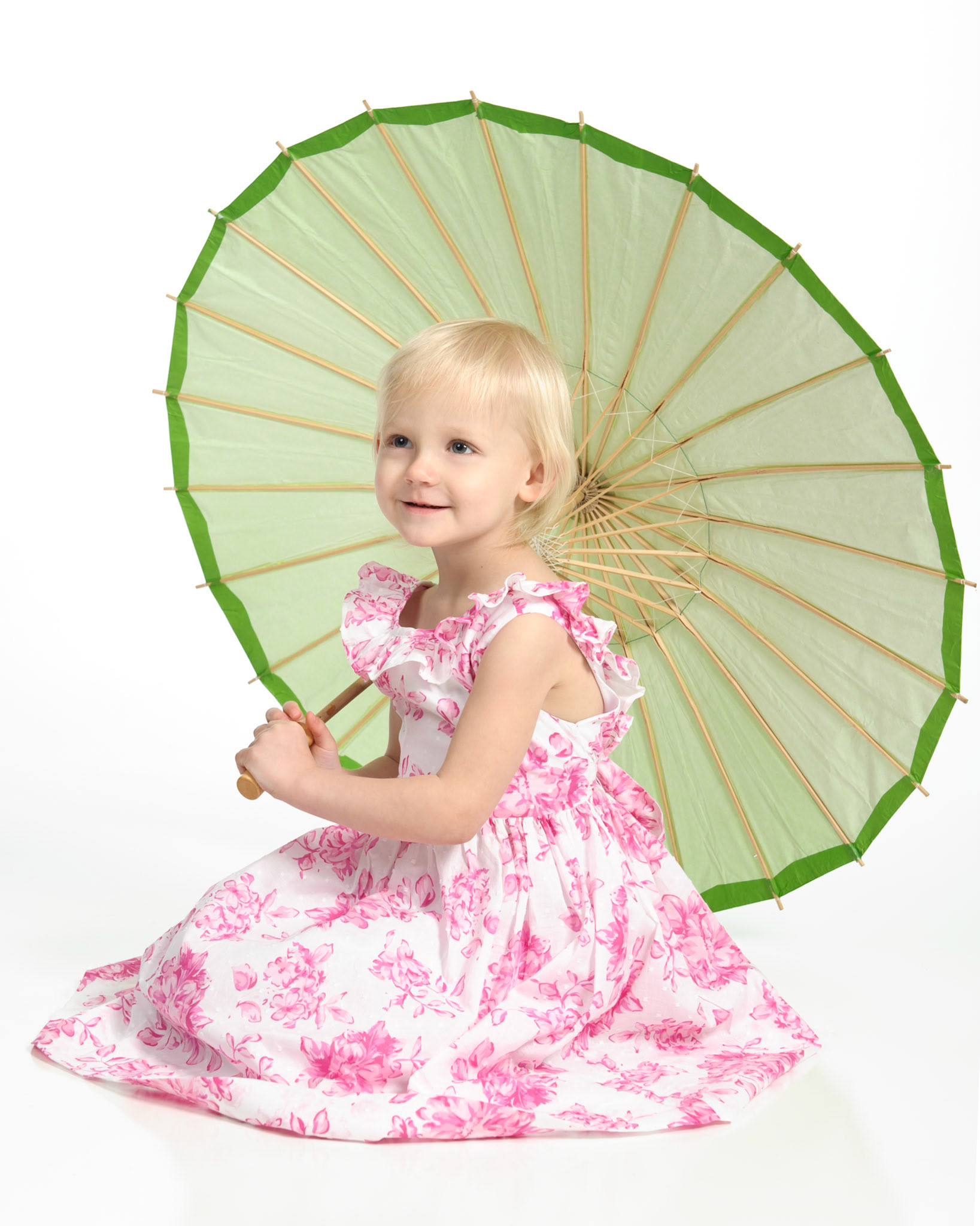 This cutie is three years old.  She is soooo precious.  I enjoyed making portraits of her and her big brother (he's five) today.  They are full of energy and a ton of fun!  Press L to check it out on black.