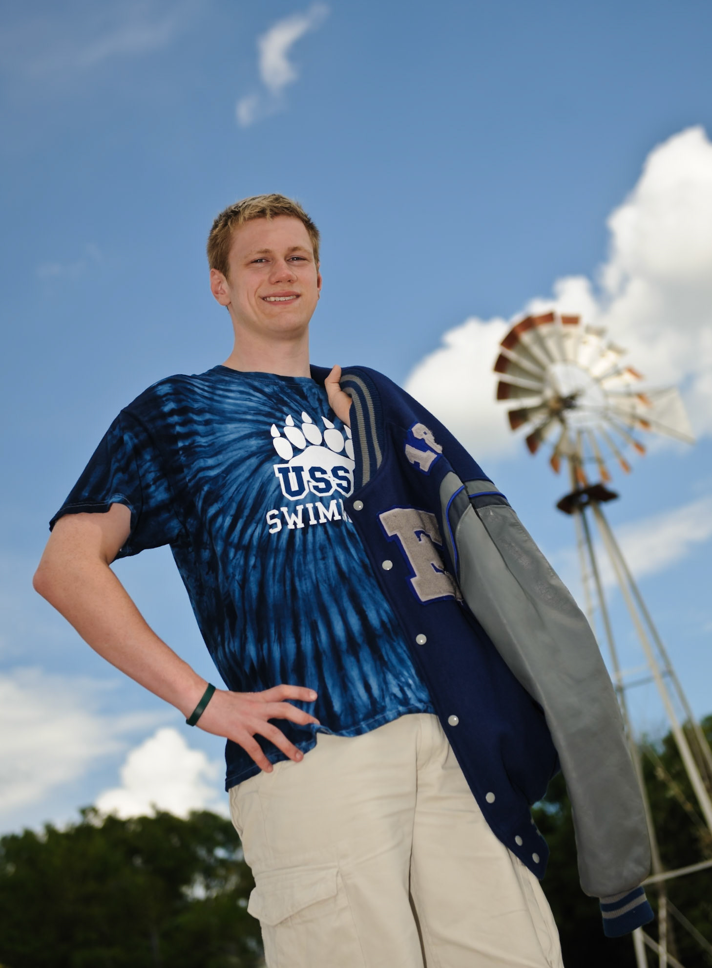 This is Kris.  What a great guy.  Respectful, kind, funny, good looking and creative (not to mention intelligent and athletic).  I had a lot of fun working on Kris' Senior Pictures this past weekend.  This is one of my favorite images from the shoot.