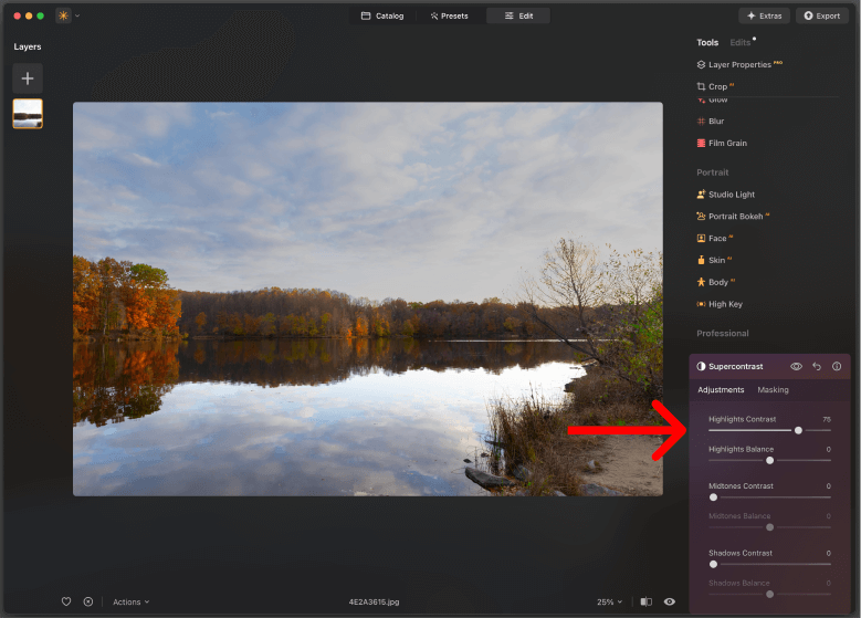 Screengrab of the Luminar Neo interface with the Highlights slider active in the Supercontrast panel.