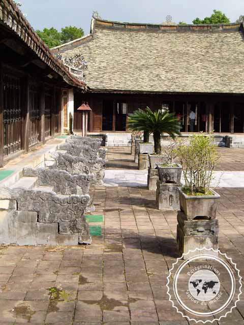 Vietnam, temple de l'empereur Tu Duc