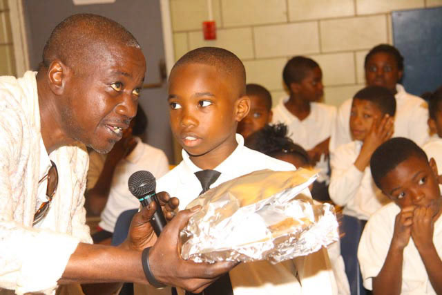 Bara Diokhane speaking to Shabazz Academy student
