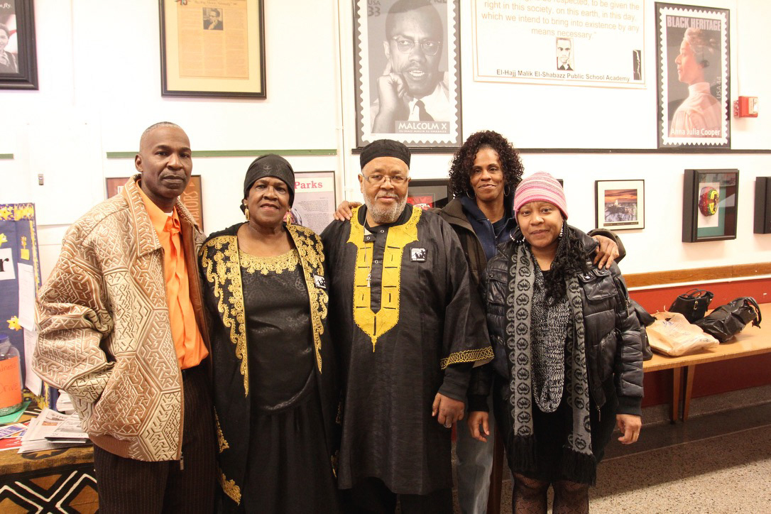 Mamie King with family members