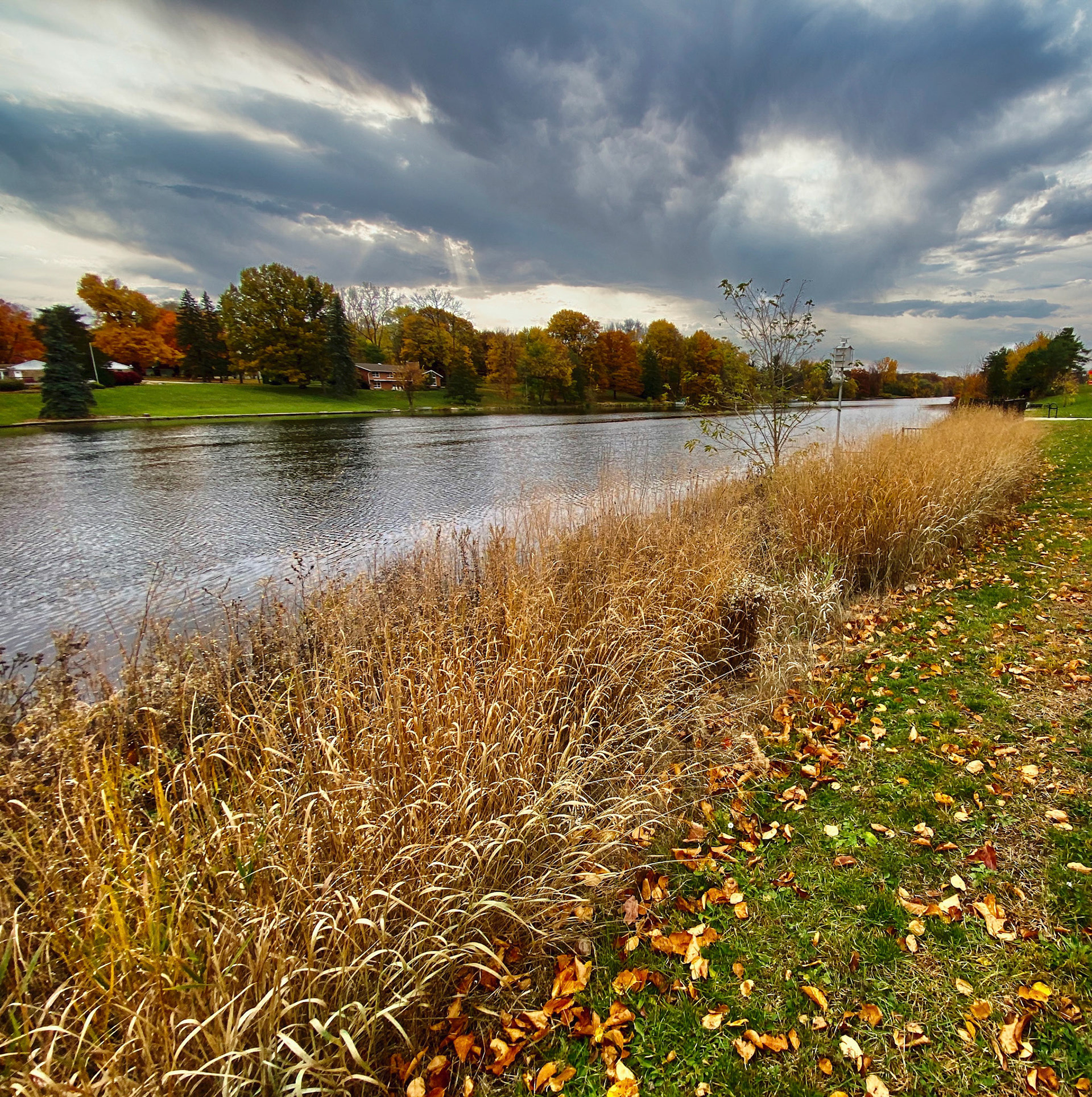  Grand River, Lansing, MI