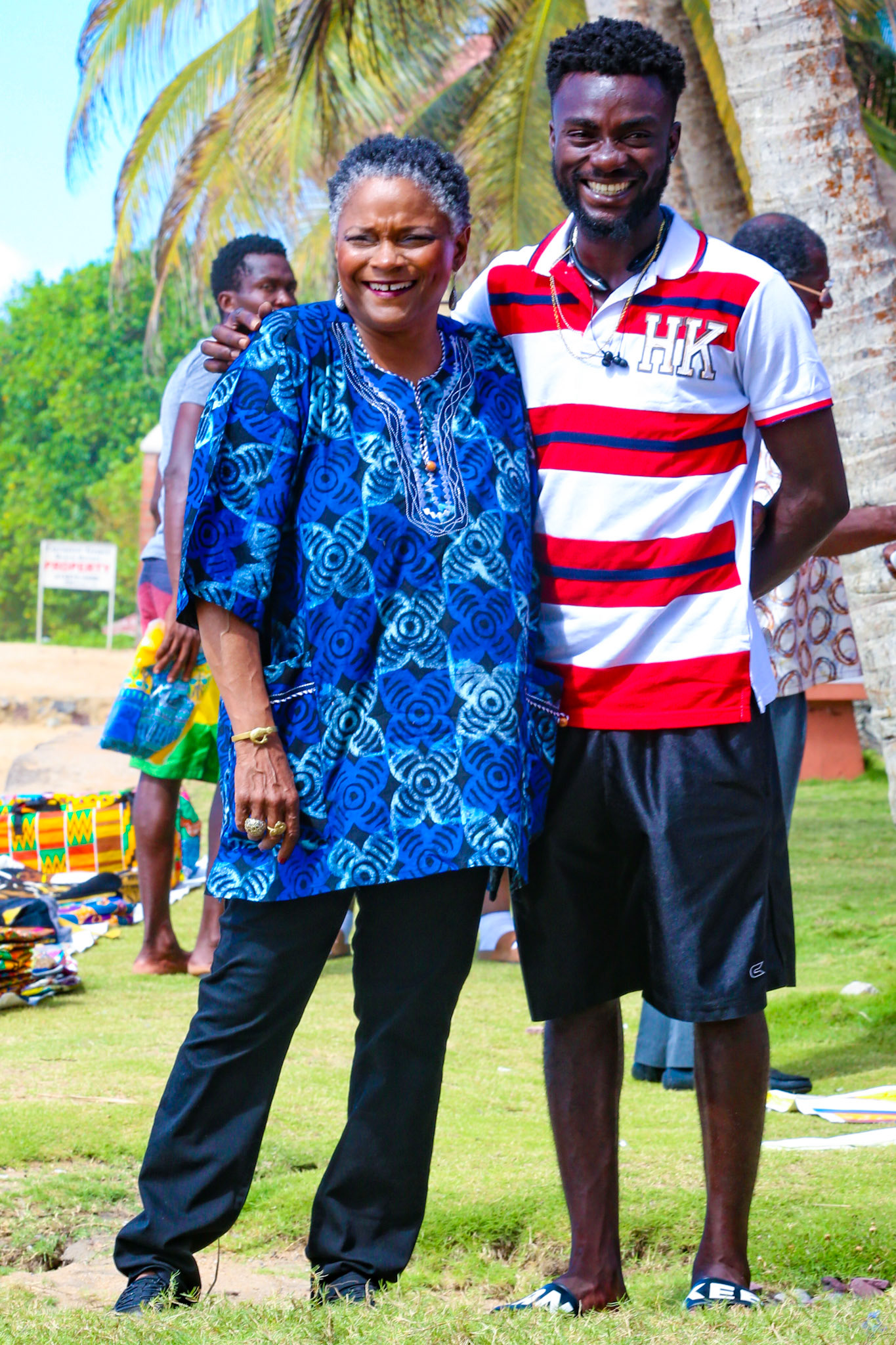 Maxine With Beach Vendor
