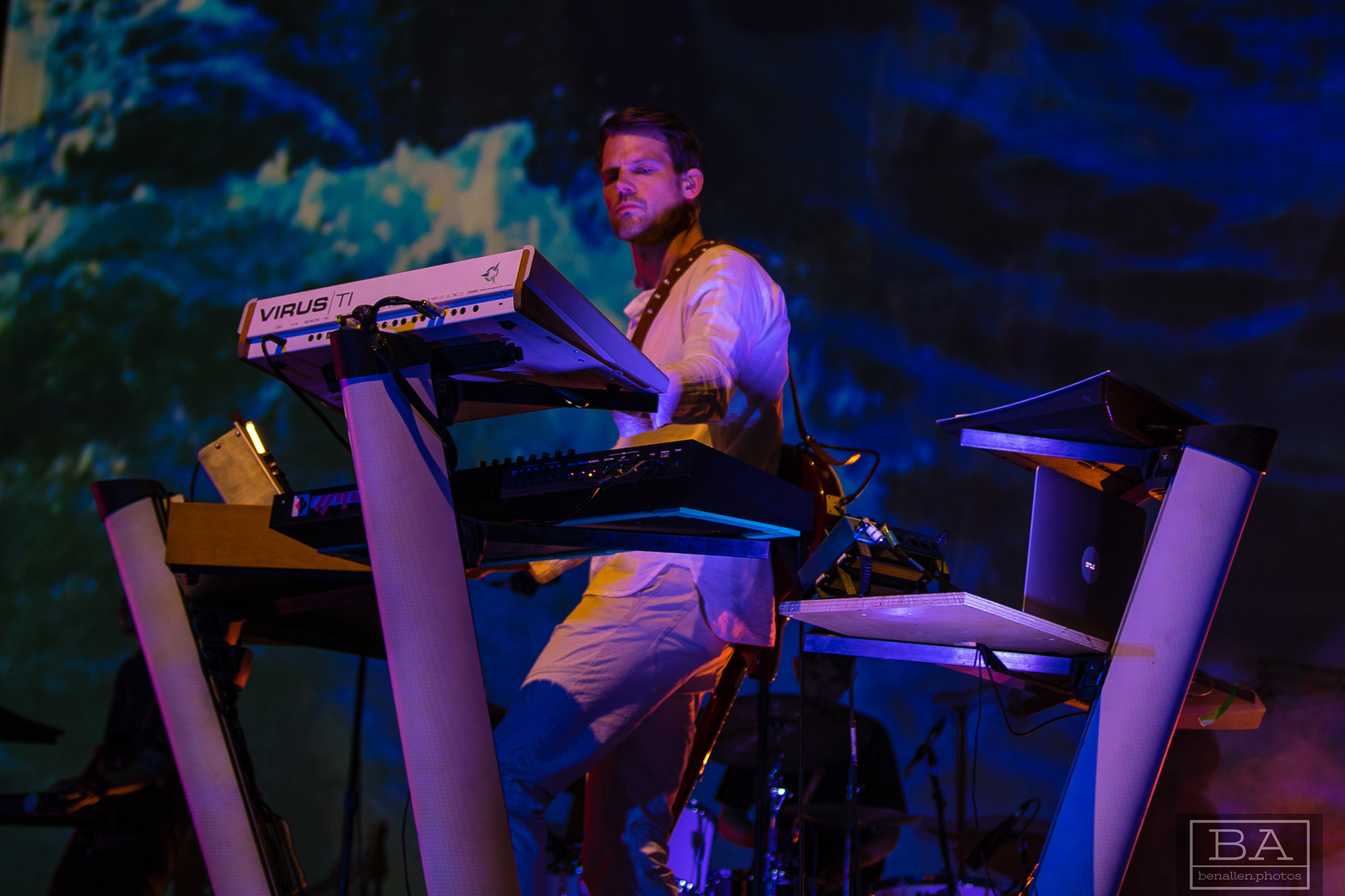 Tycho performing at the Palace Theatre in St Paul