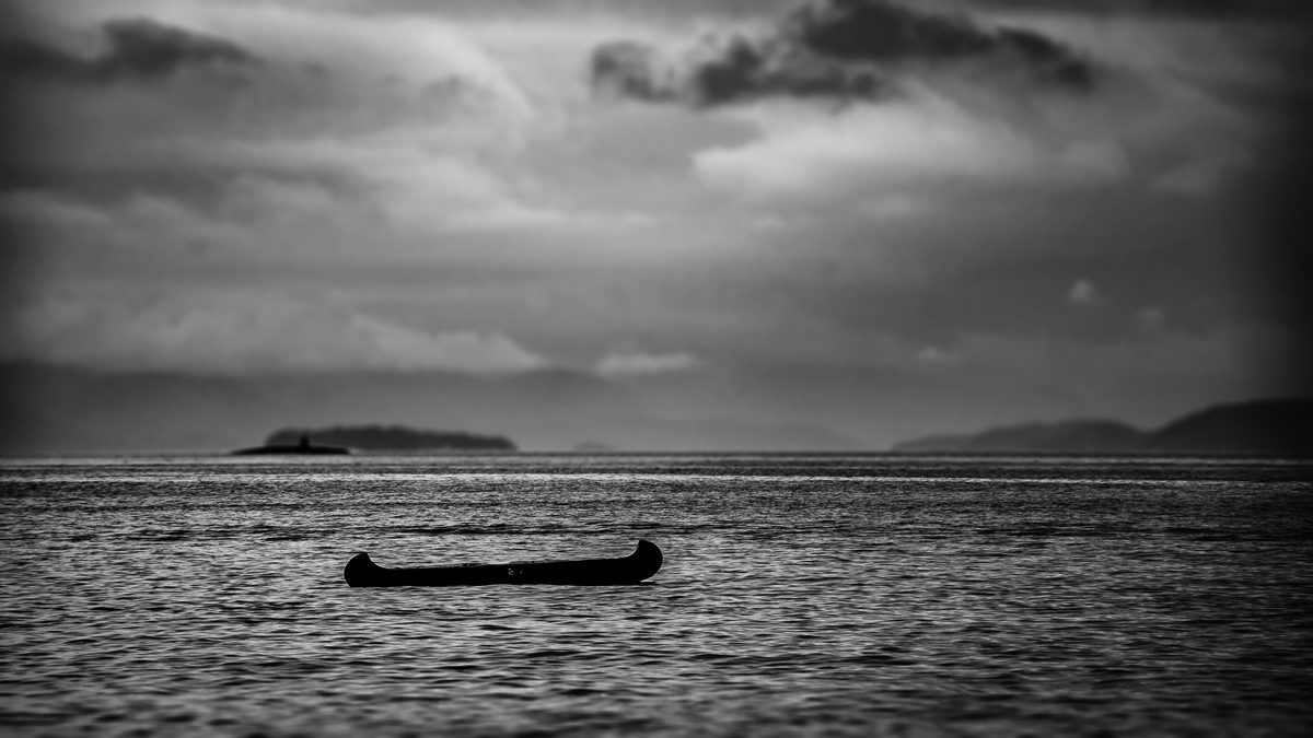 Lonely Canoe (Ilha Grande - RJ)