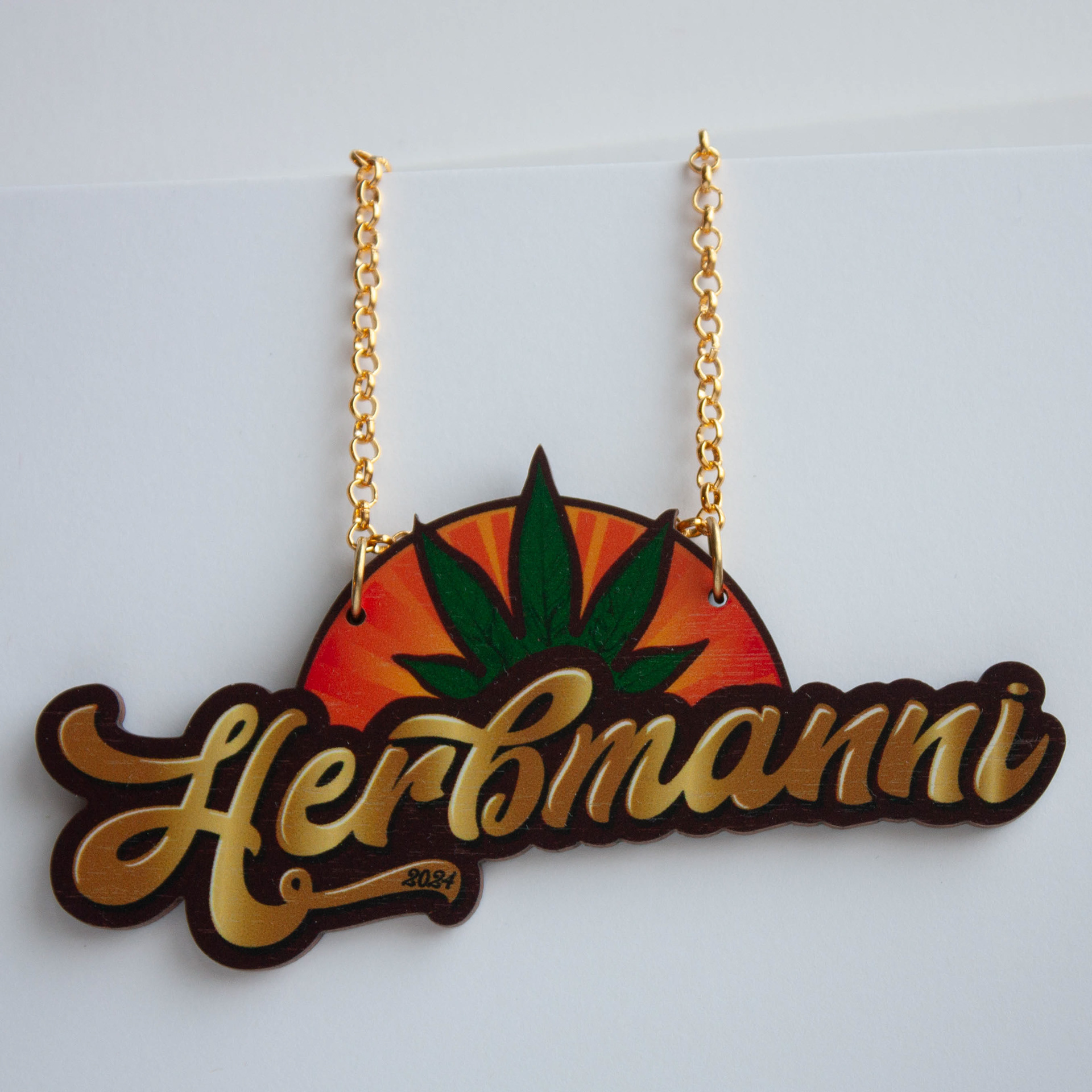 Herbmanni -necklace (brass), 100 x 49 x 3 mm, 1m-chain, 22€
