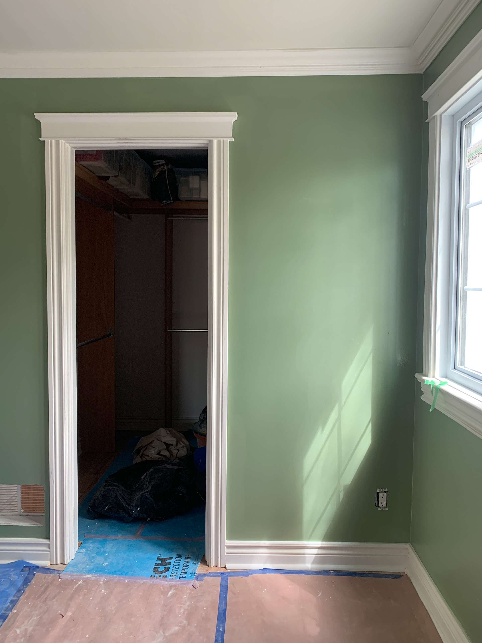 Kennebunkport Green (HC-123) by Benjamin Moore