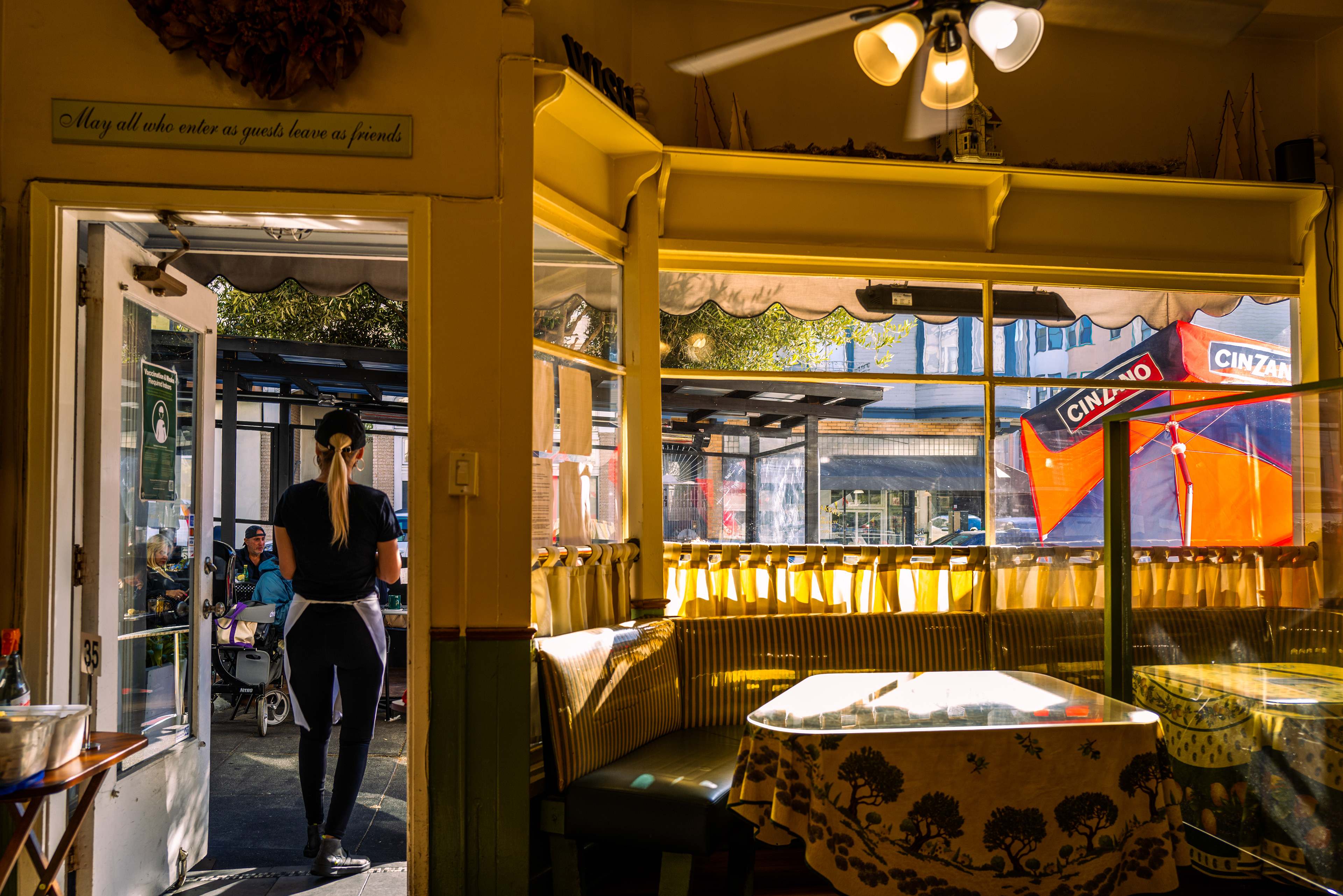 Mama's On Washington Square
