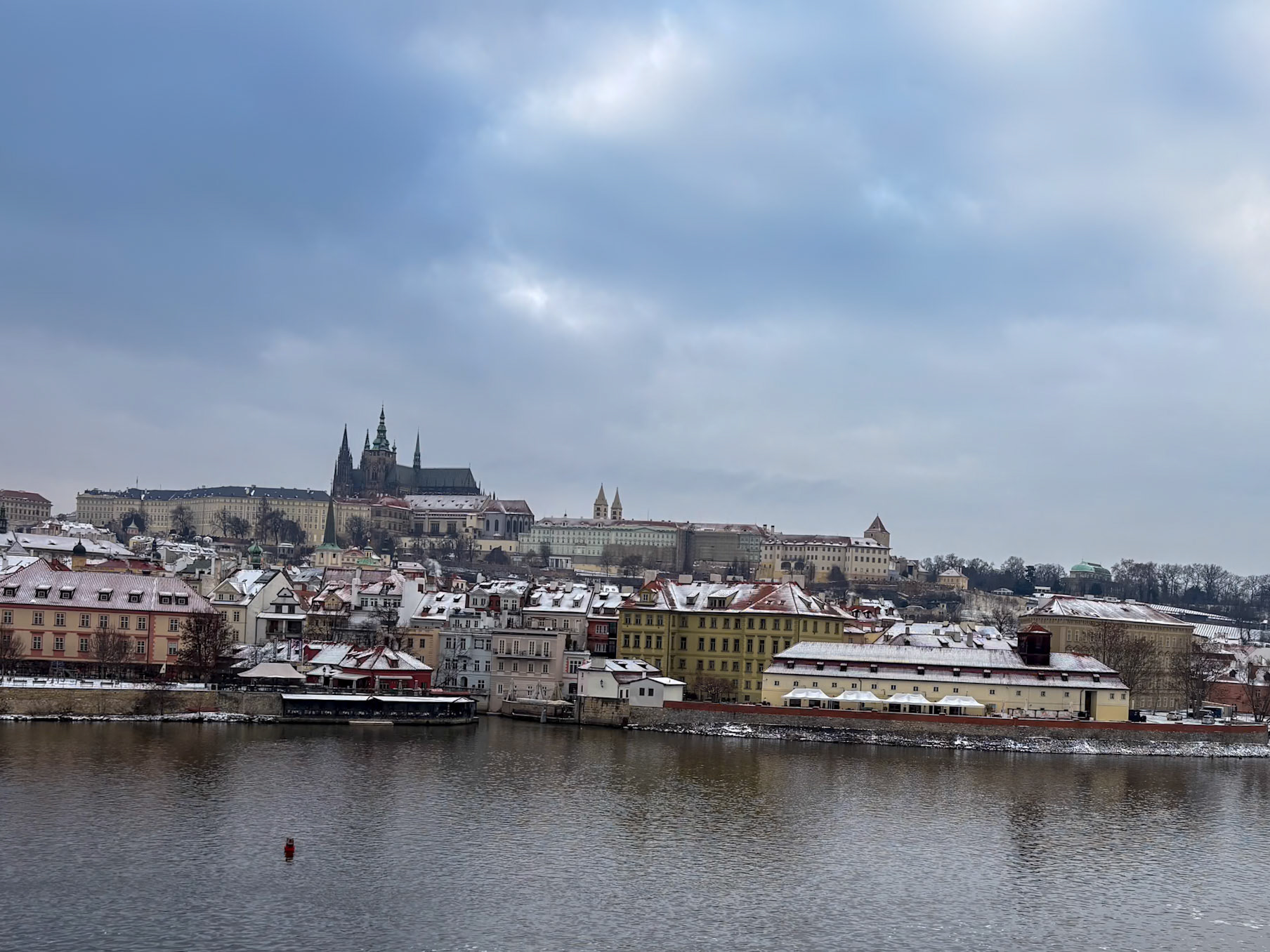 Pont Charles et château
