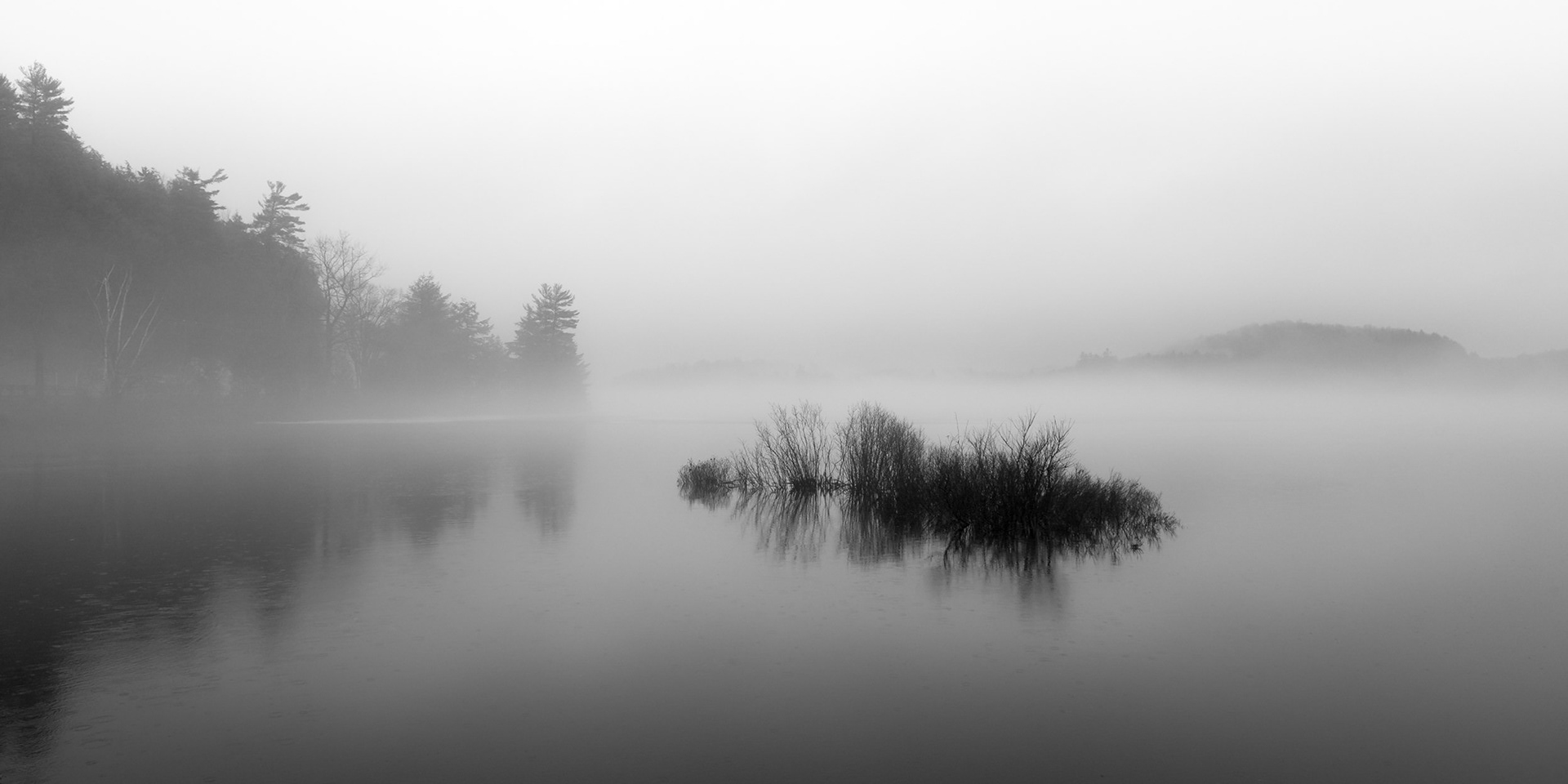 The raft of the lake - Quebec, April 2017