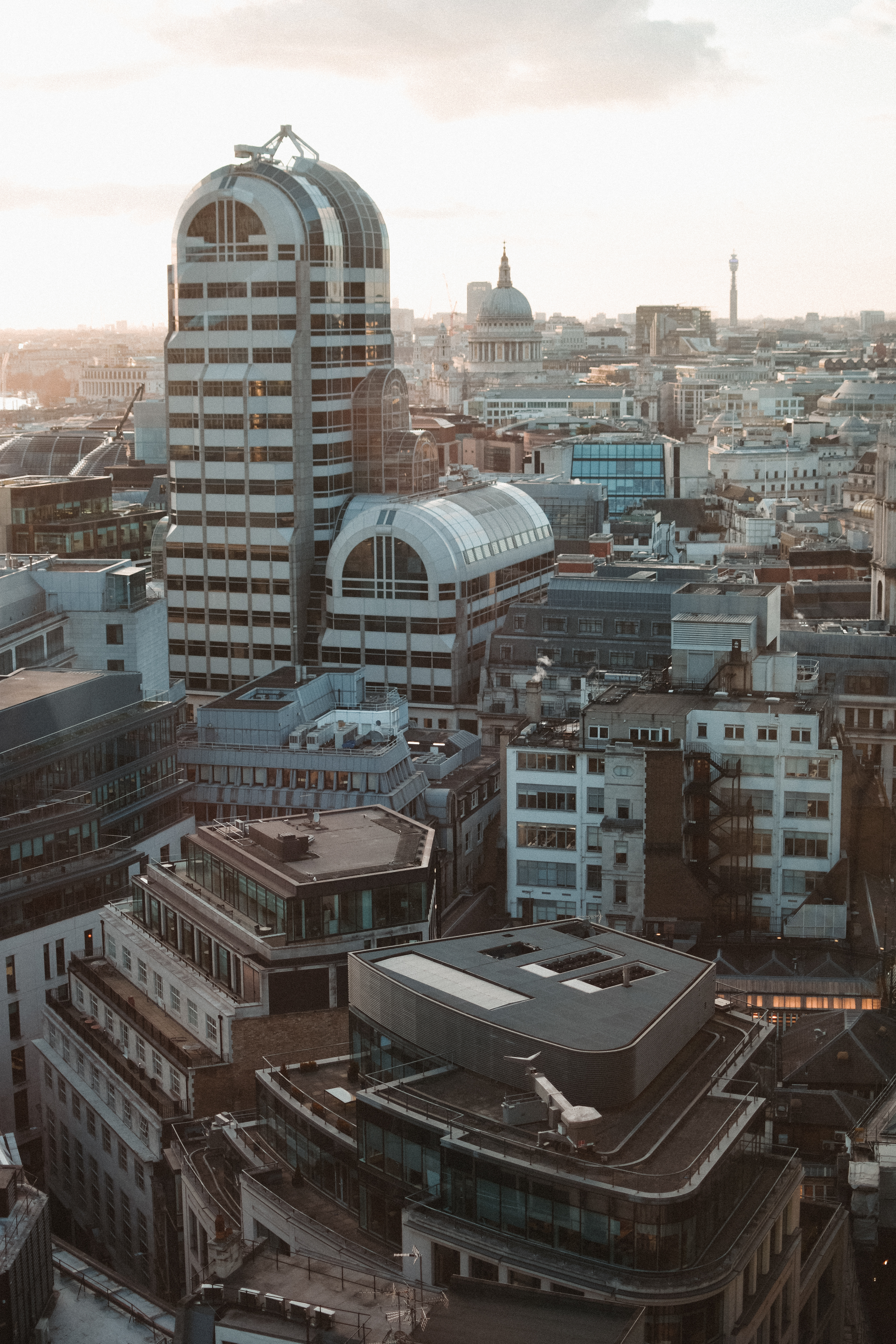 london, 2022