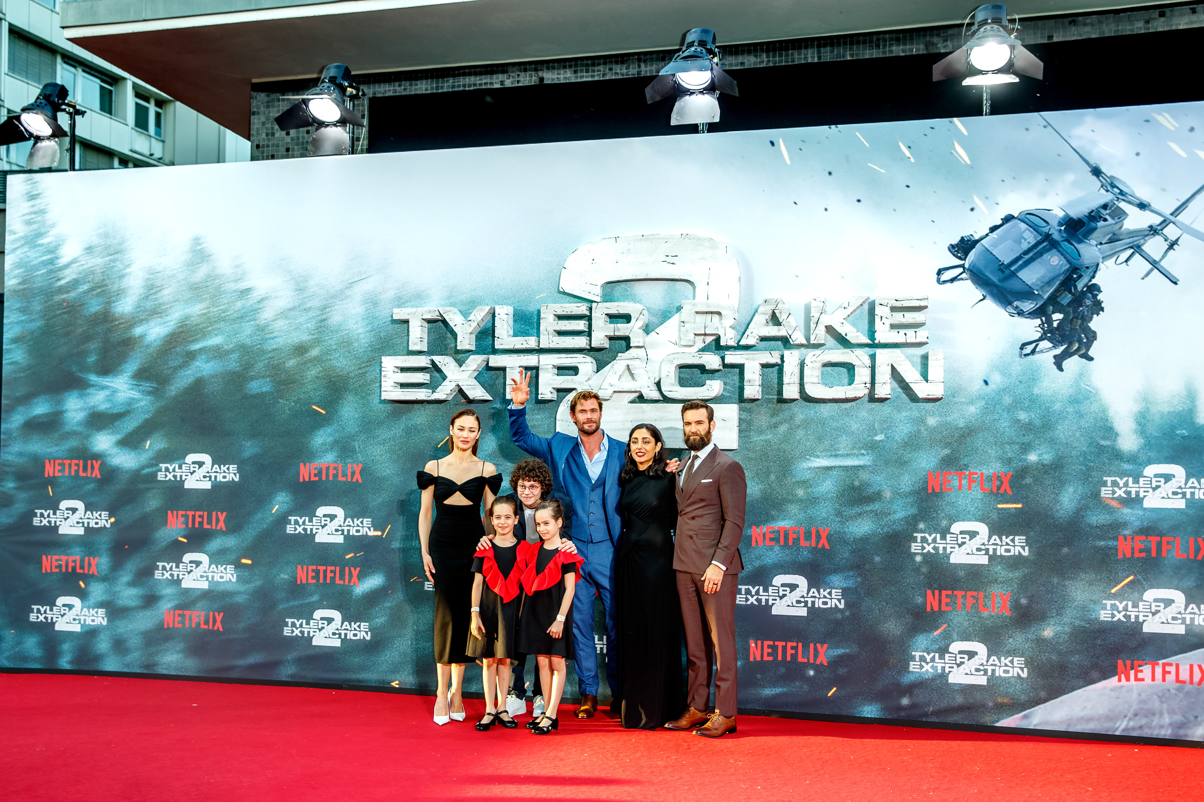 CAST TYLER RAKE EXTRACTION 2