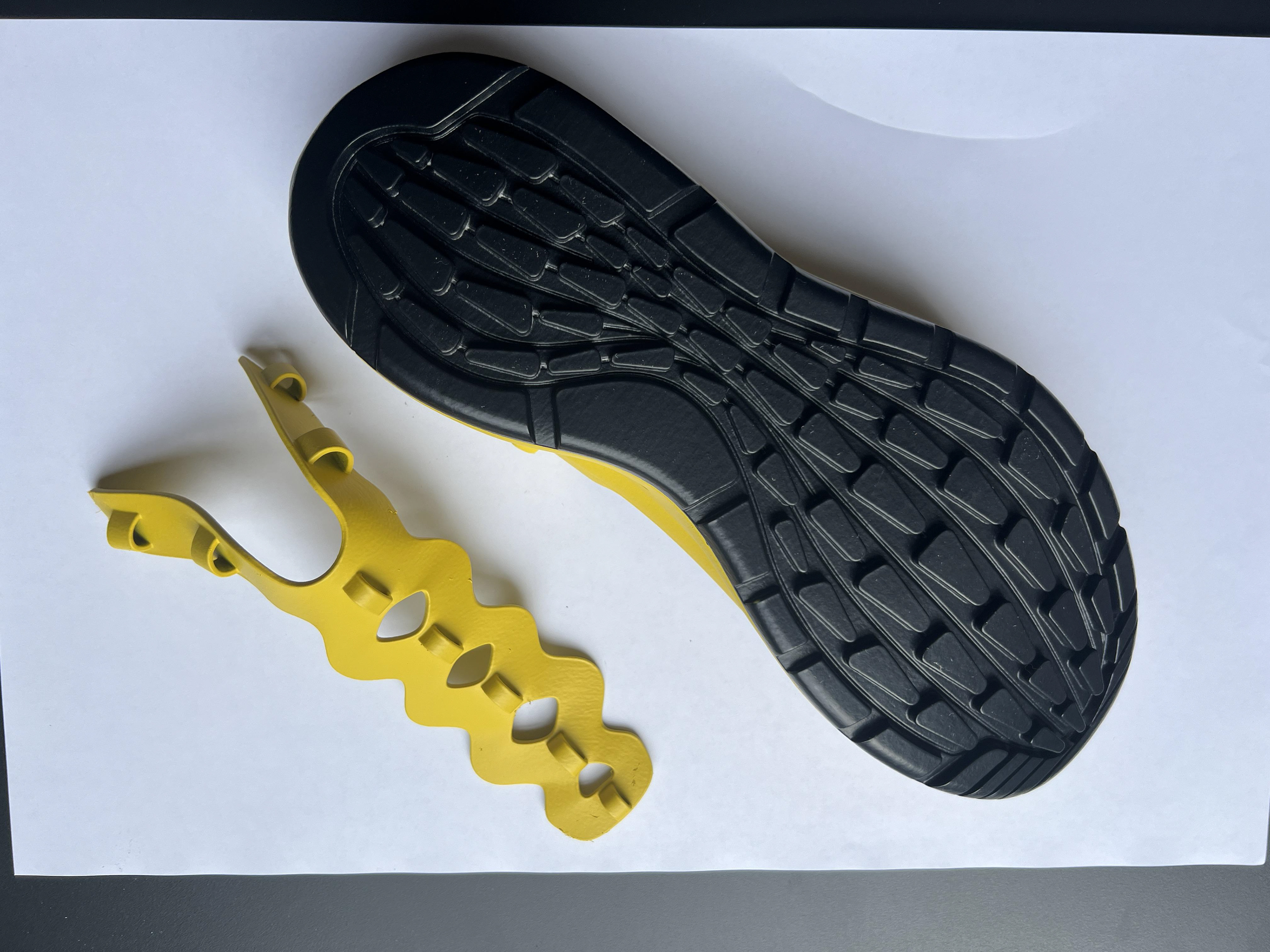 KEEN_CONCEPT OUTSOLE + FLOATING TONGUE