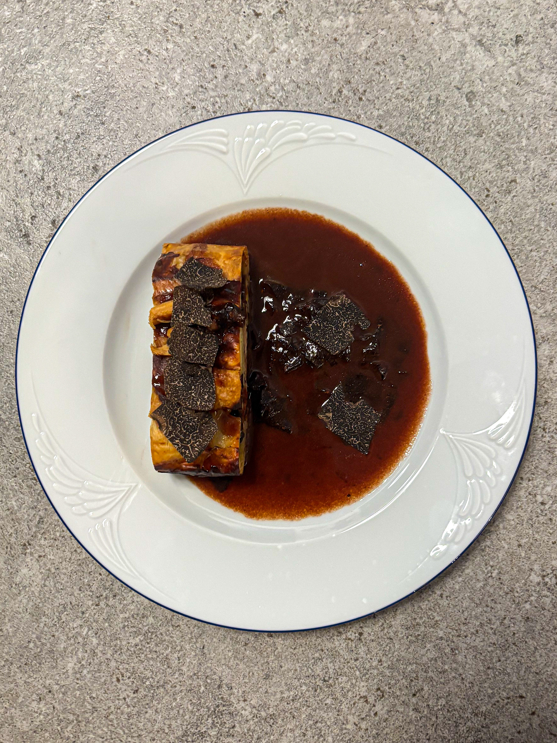FAGIANO IN SFOGLIA, FOIE GRAS E TARTUFO NERO CON SALSA AL PORTO
