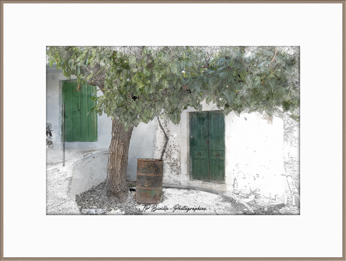 Le bidon au mûrier - Zaros, Crète