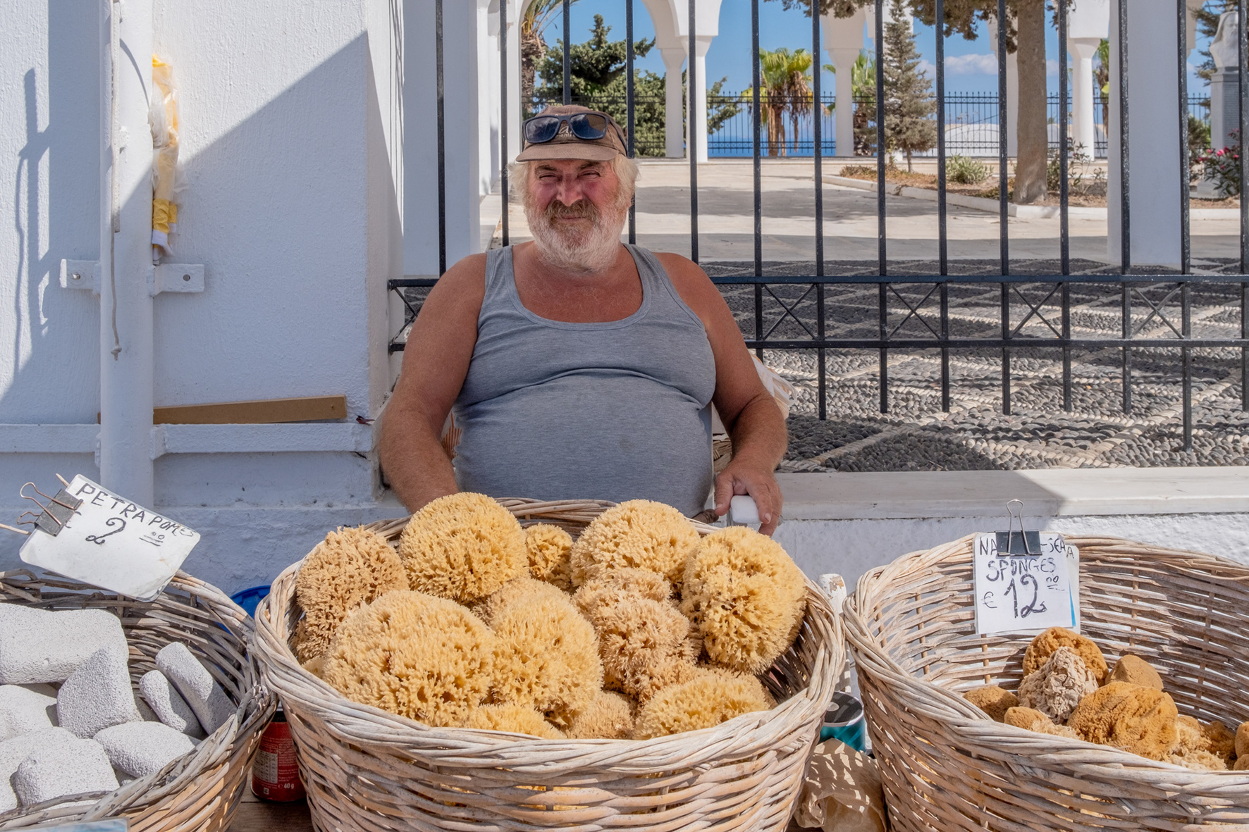 SANTORIN - Fira - "Panayiotis", pêcheur d'éponges de Kalymnos
