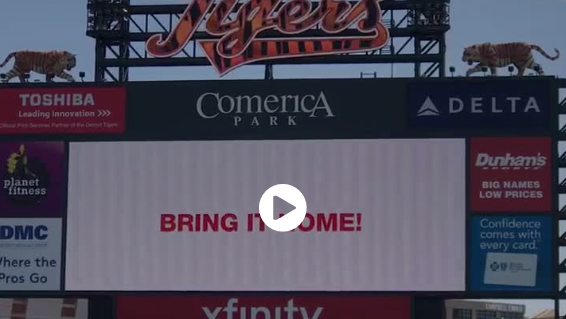 Watch Comerica Park's New Scoreboard Assembled in Time-Lapse