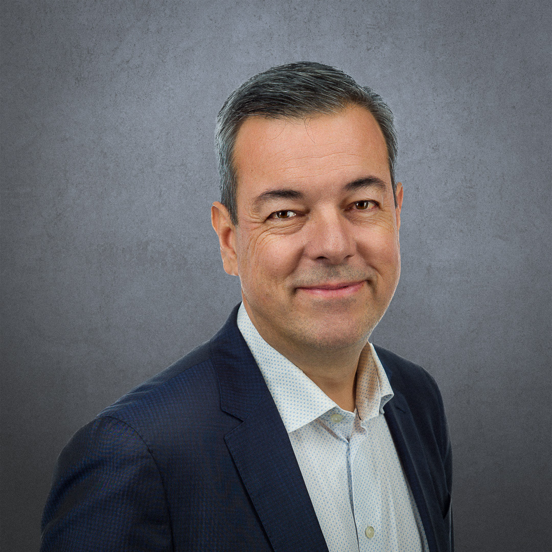 LinkedIn og CV, Jean-Yves