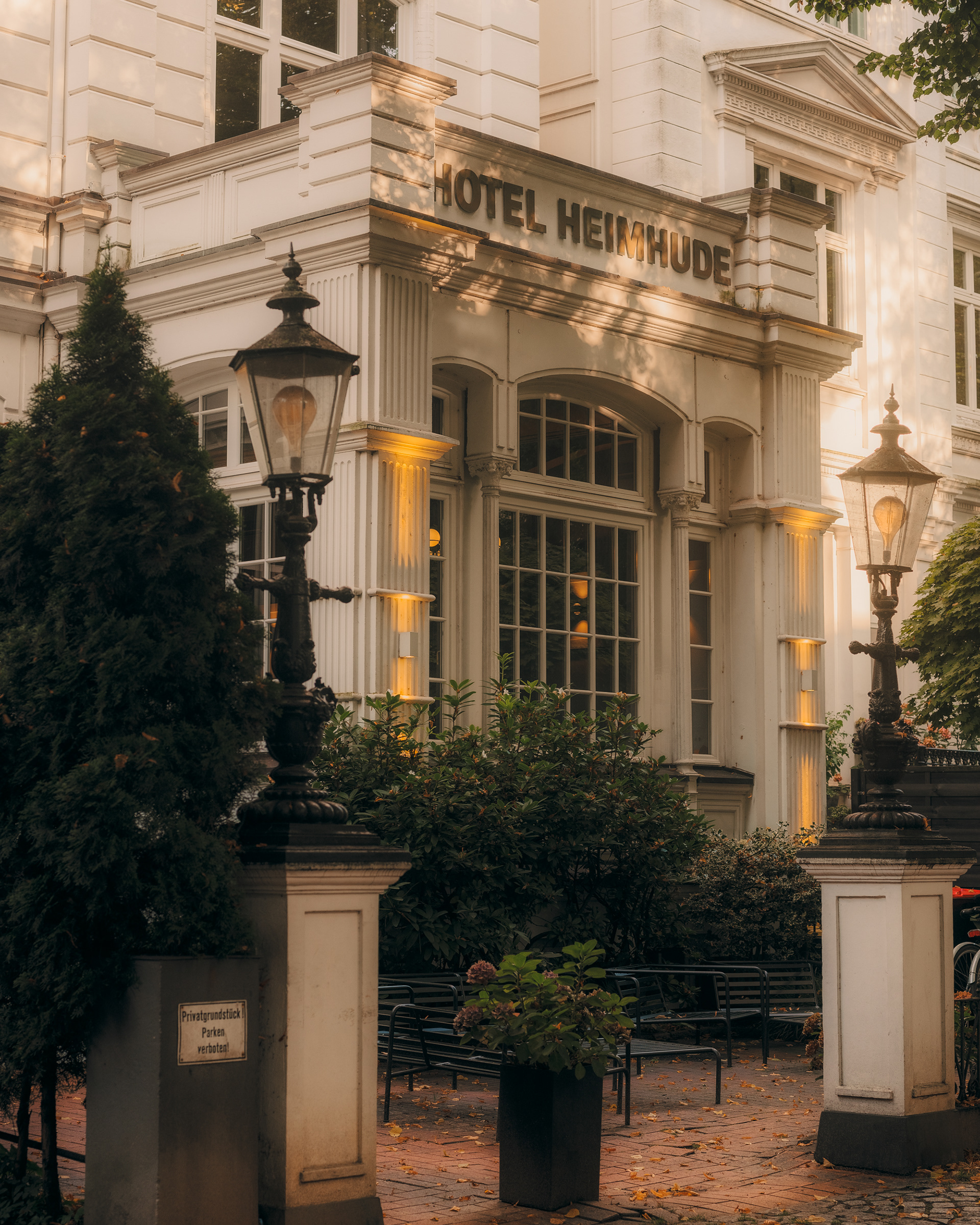 Stilwerk Hotels for Monocole: Konfekt The Outpost 3-24