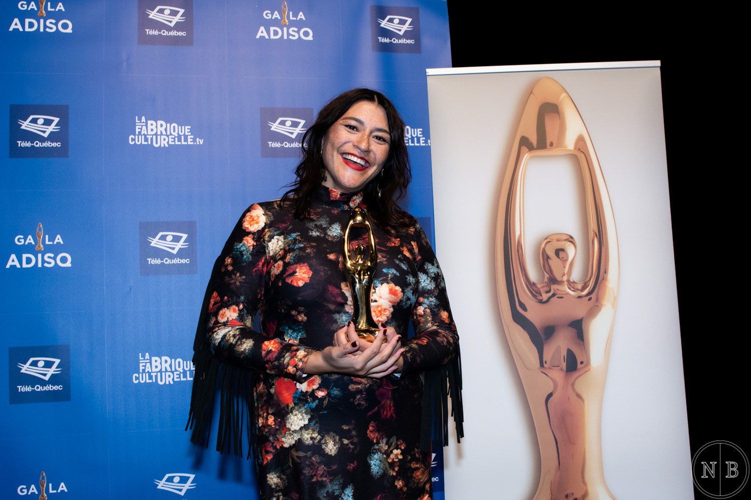 Premier Gala de l'ADISQ, Elisapie a remporté le prix suivant :      Album de l'année - Autres langues pour son disque The Ballad of the Runaway Girl