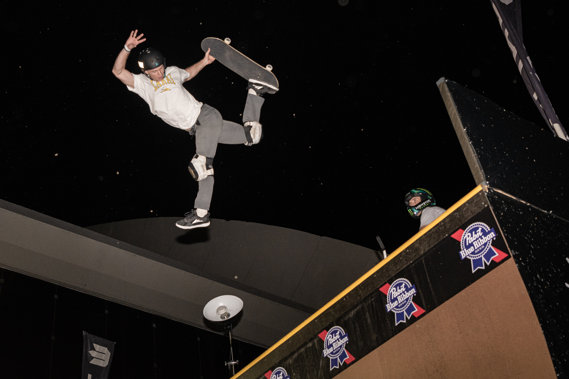 Bob Burnquist dans les airs