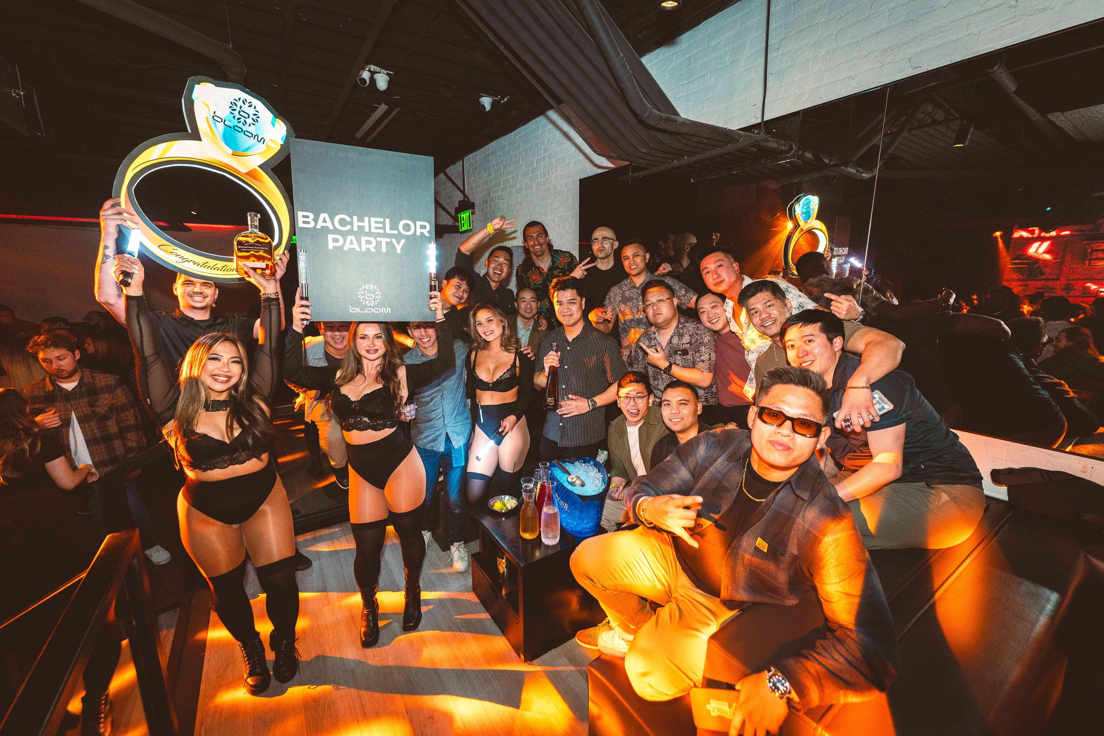 Bonnie X Clyde @ Bloom