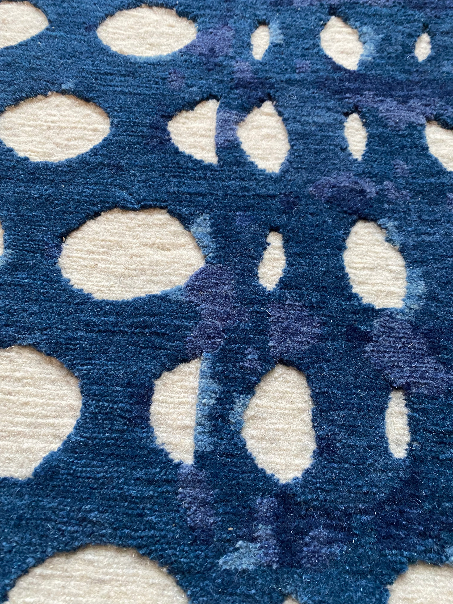 Mosaïque de Velour, ed. of 3, hand-knottet in Nepal, 400 x 300 m, 2022