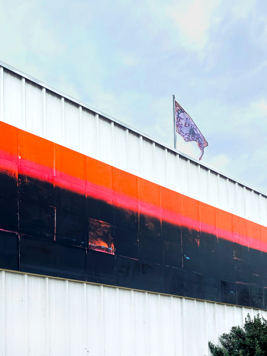 "Honor thy Error" 2021, 1240 x 320 cm, screen-print on wood, exhibition DESPERANTO at Frabrique Pola, Bordeaux - France