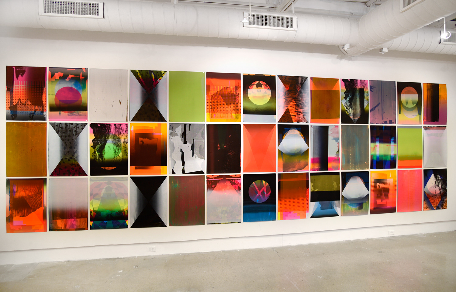 "No no no no I want you to be wide awake and and hear details you've never heard before!", screen-print on plywood, 190 m2, Fort Worth Contemporary Arts, 2019, TX, USA