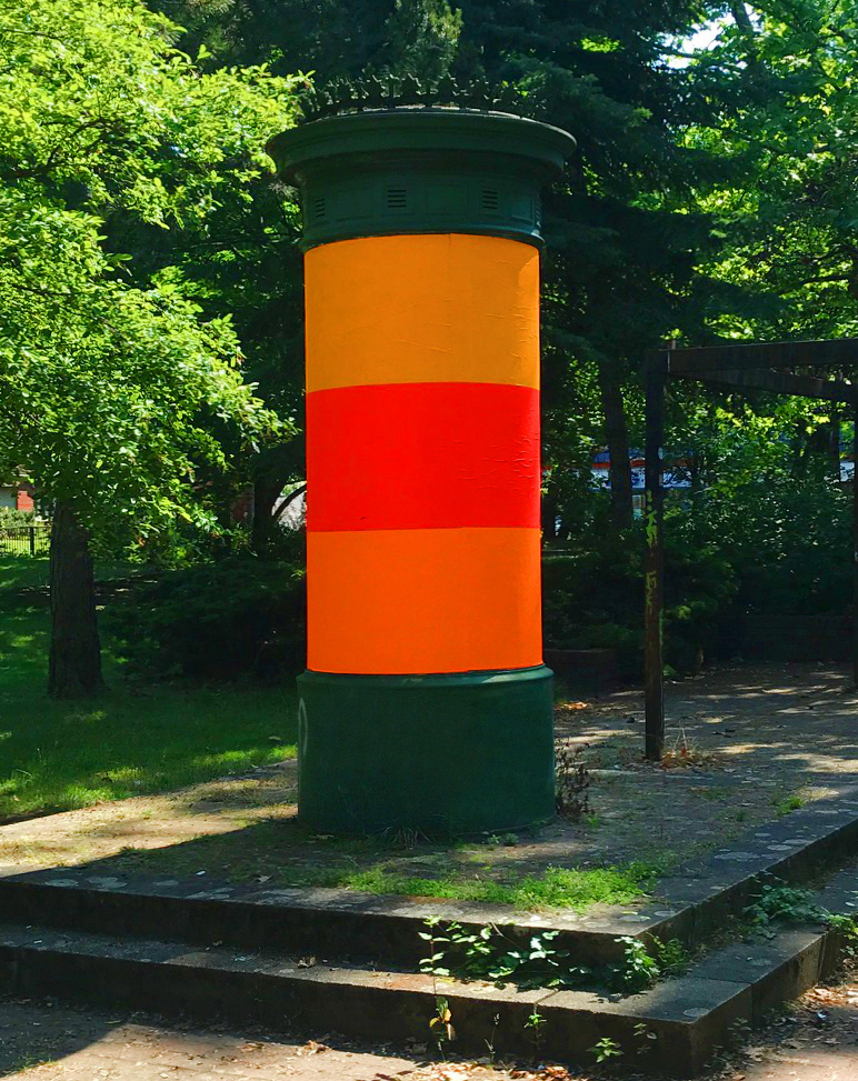Tourist Trap 2 (Kreuzberg), 2020, collage on Litfaßsäule, Project Litfassgoesurbanart.de, Berlin