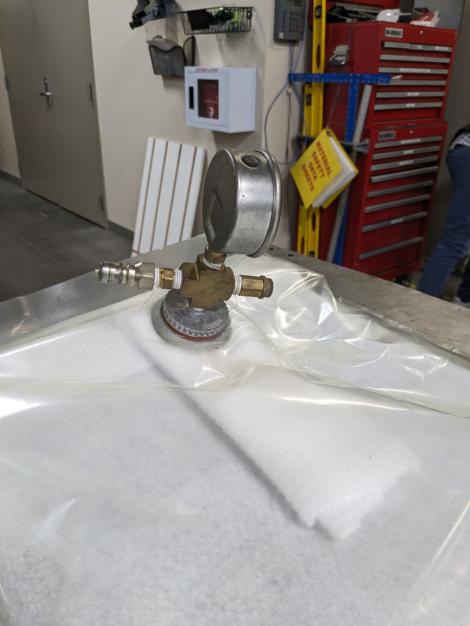 Vacuum gauge.