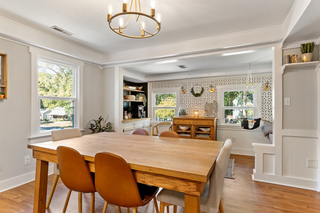 Dining Room and Coffee Nook